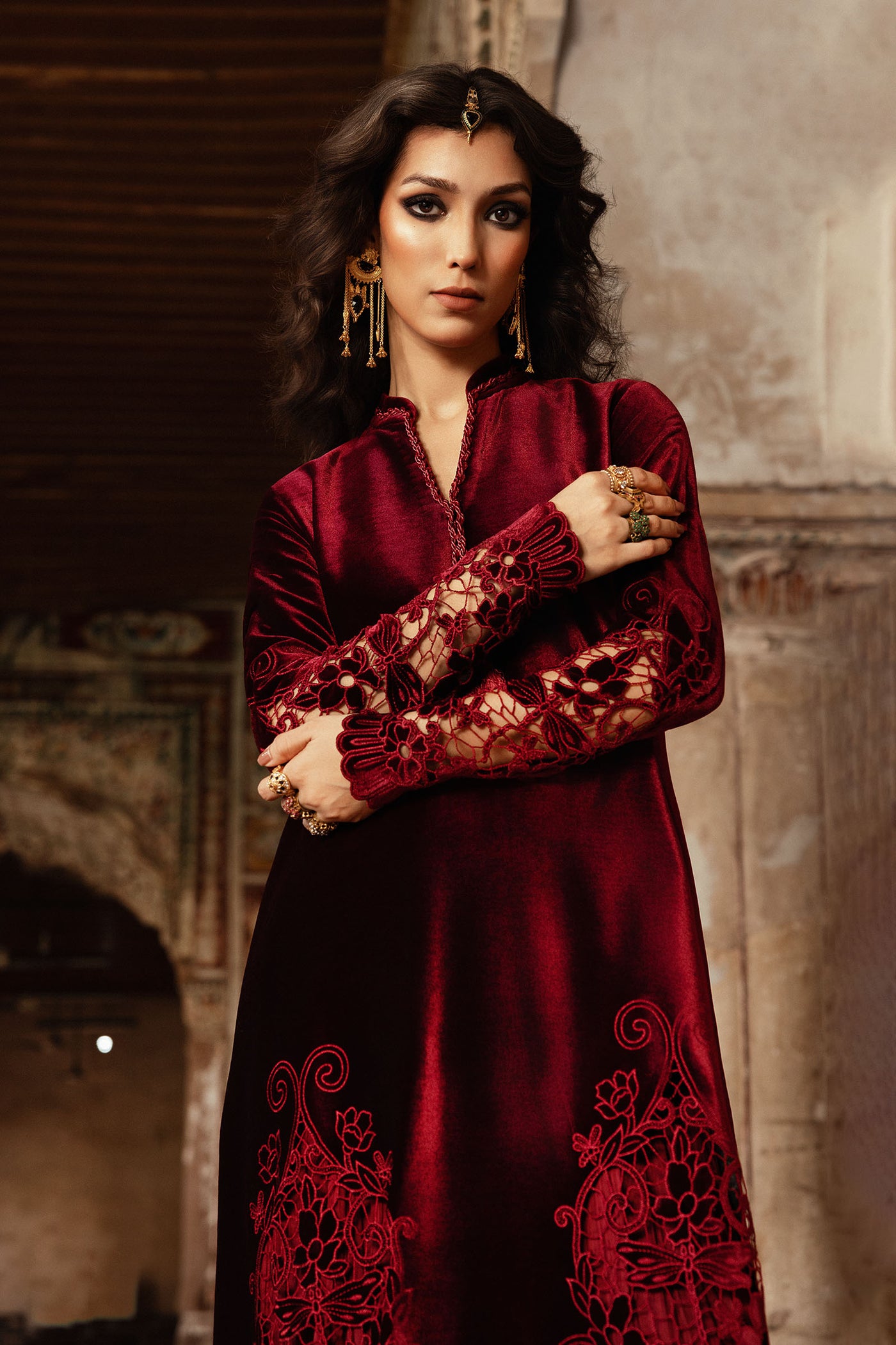Embroidered Velvet Fabric (1Pc) | LF-CH25-02