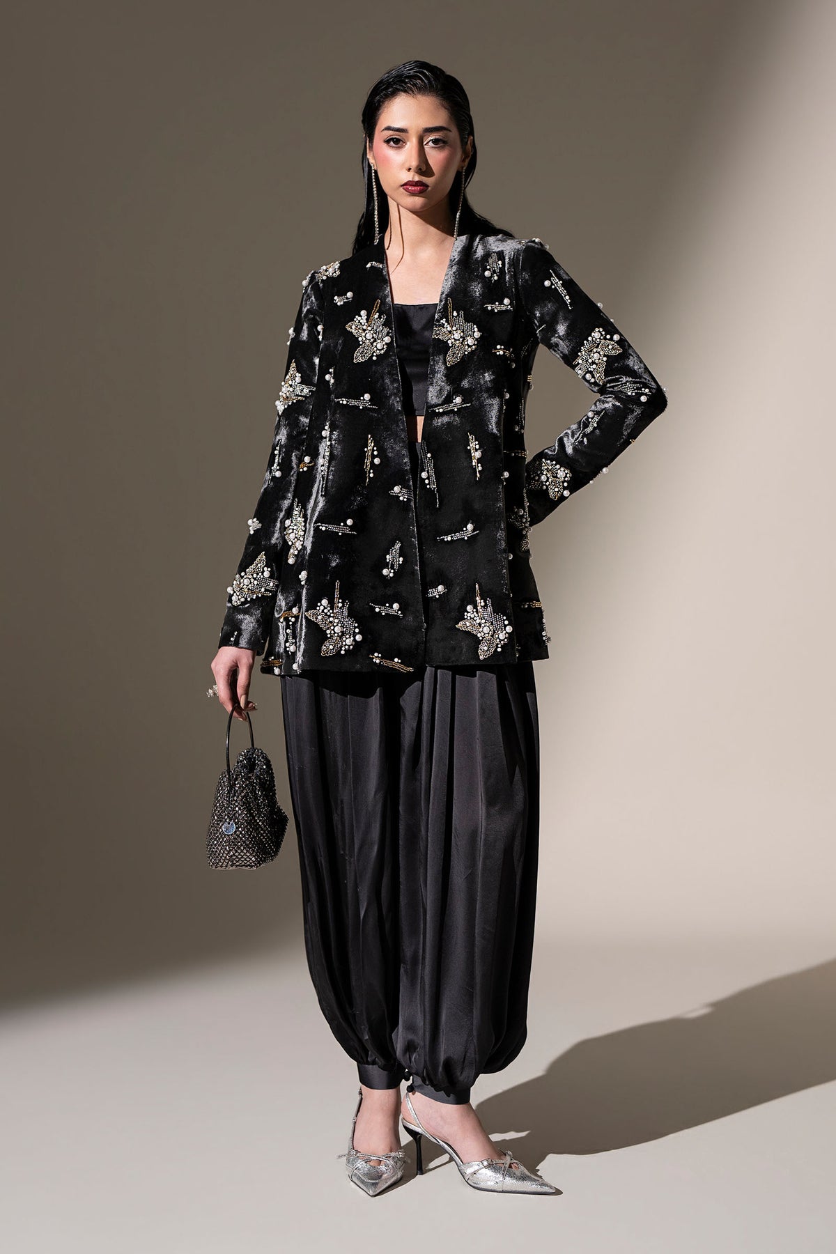 Embroidered Velvet Fabric (1Pc)