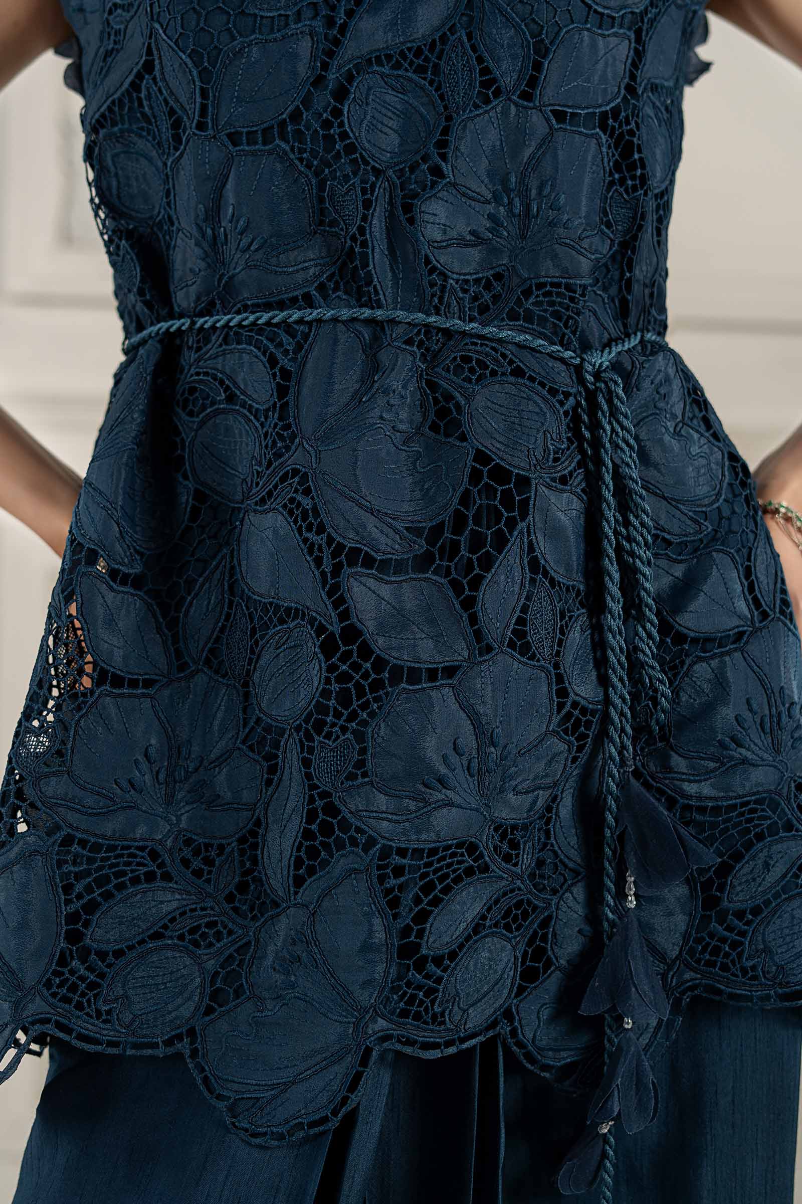 Embroidered Silk Fabric (1Pc) | LF-CH1R1