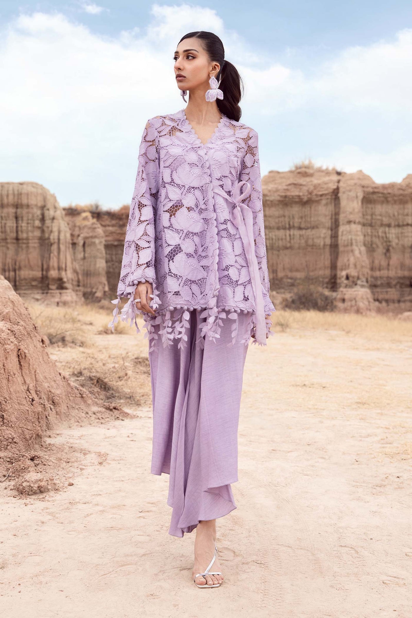 Embroidered Silk Fabric (1Pc) | LF-CH1R1