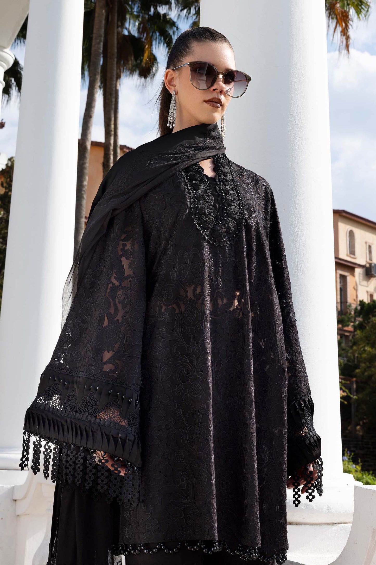 Embroidered Lawn Fabric (3Pcs)