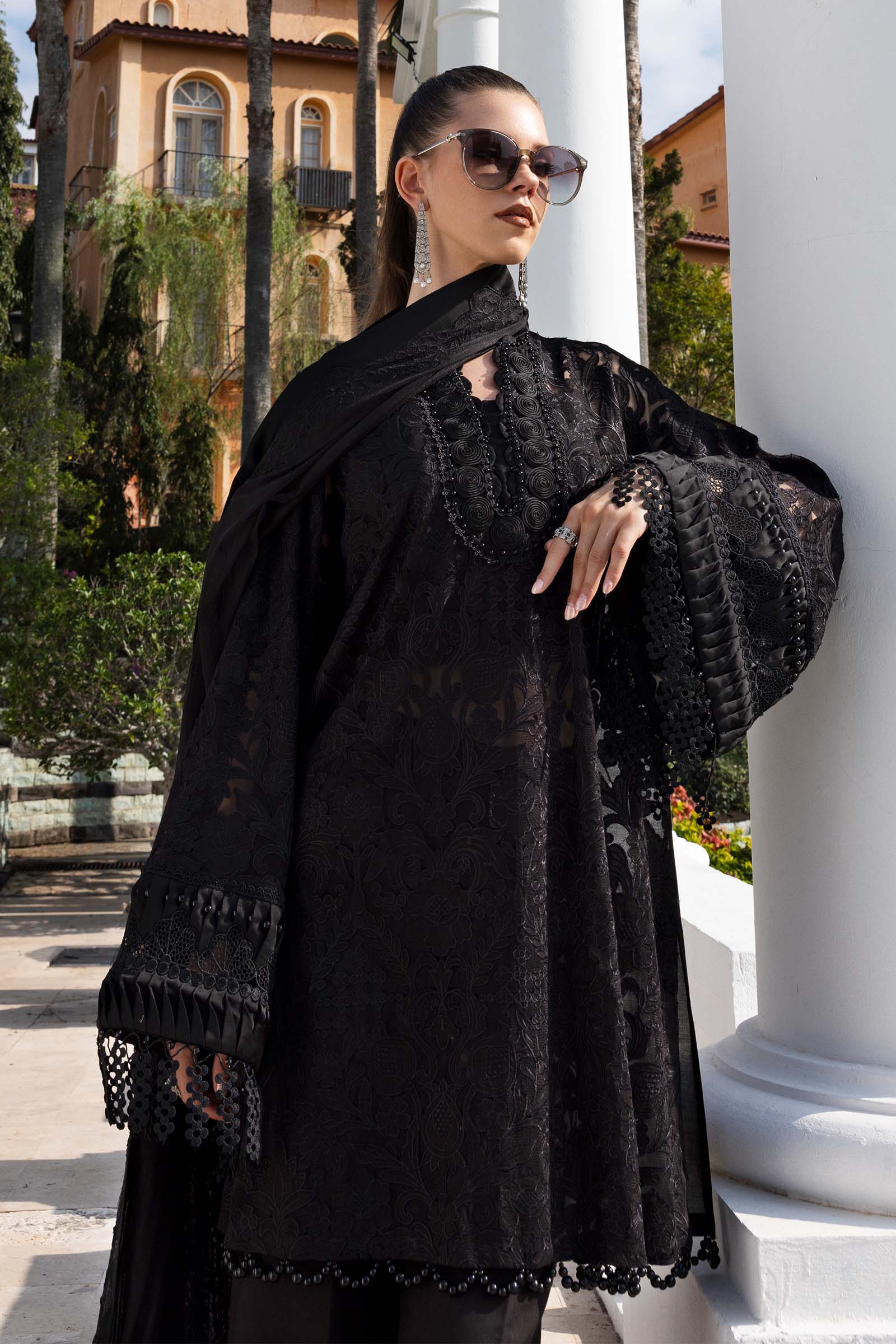 Embroidered Lawn Fabric (3Pcs)