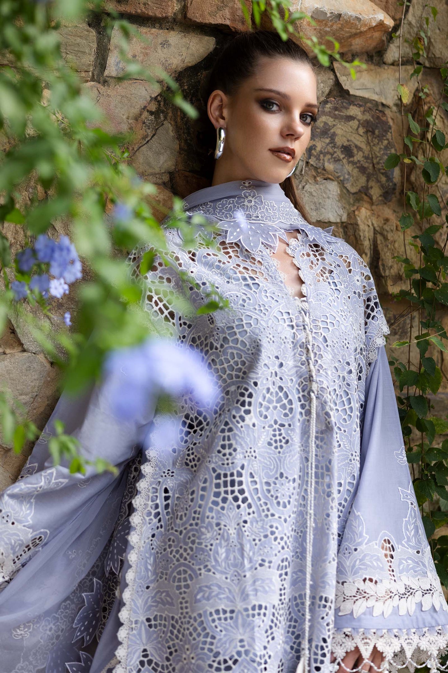 Embroidered Lawn Fabric (3Pcs)