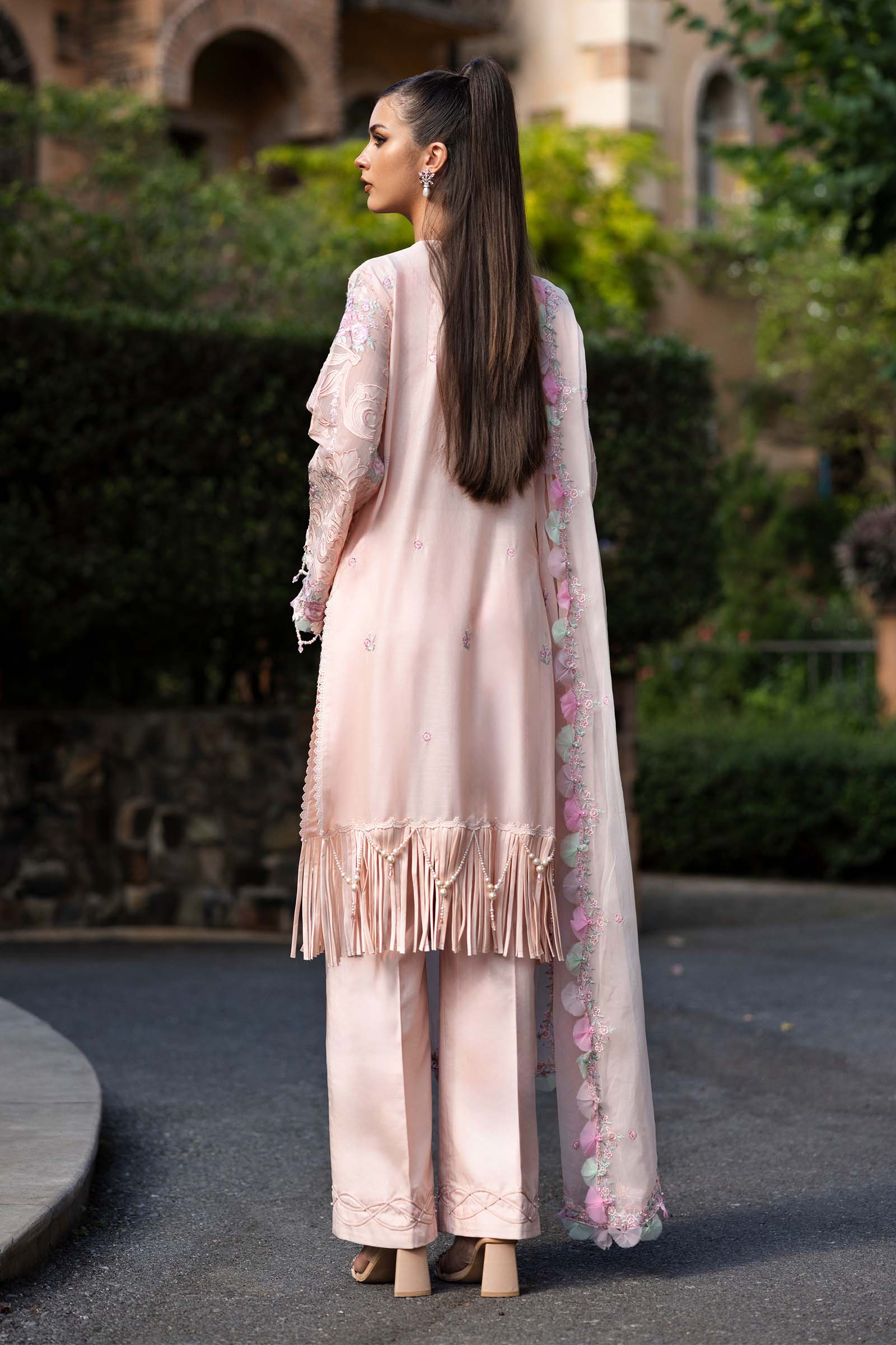 Embroidered Lawn Fabric (3Pcs)