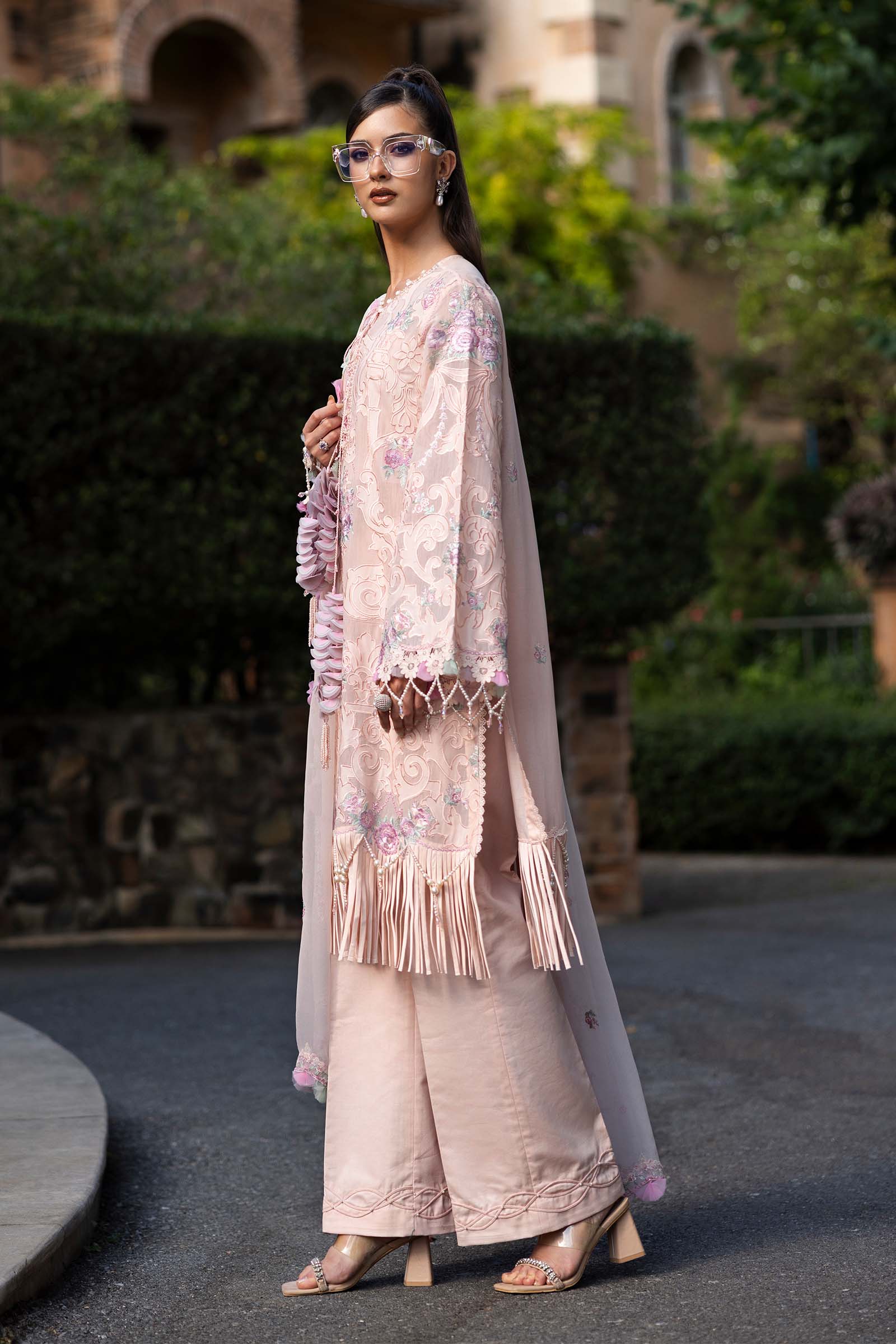 Embroidered Lawn Fabric (3Pcs)