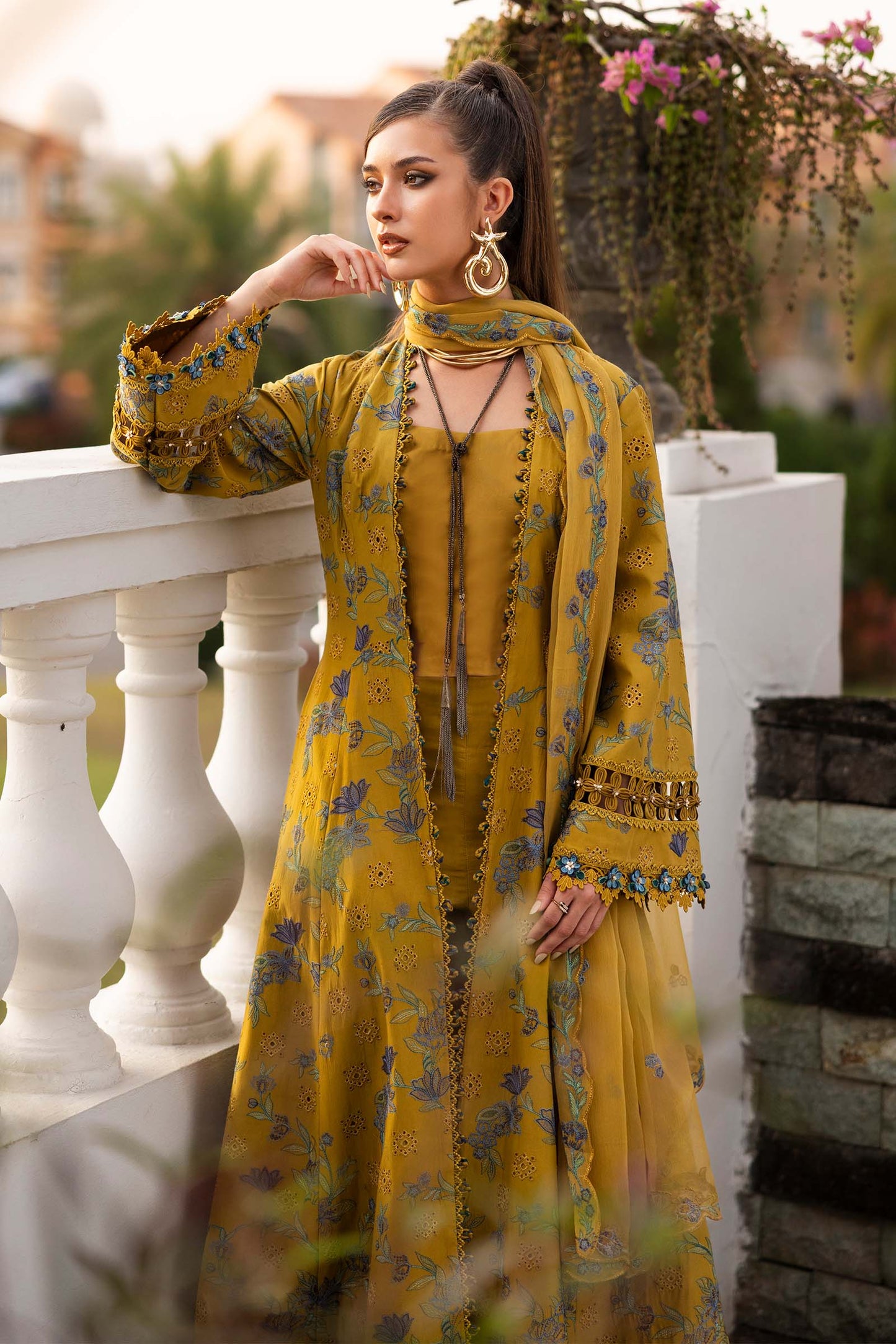 Embroidered Lawn Fabric (2Pcs)