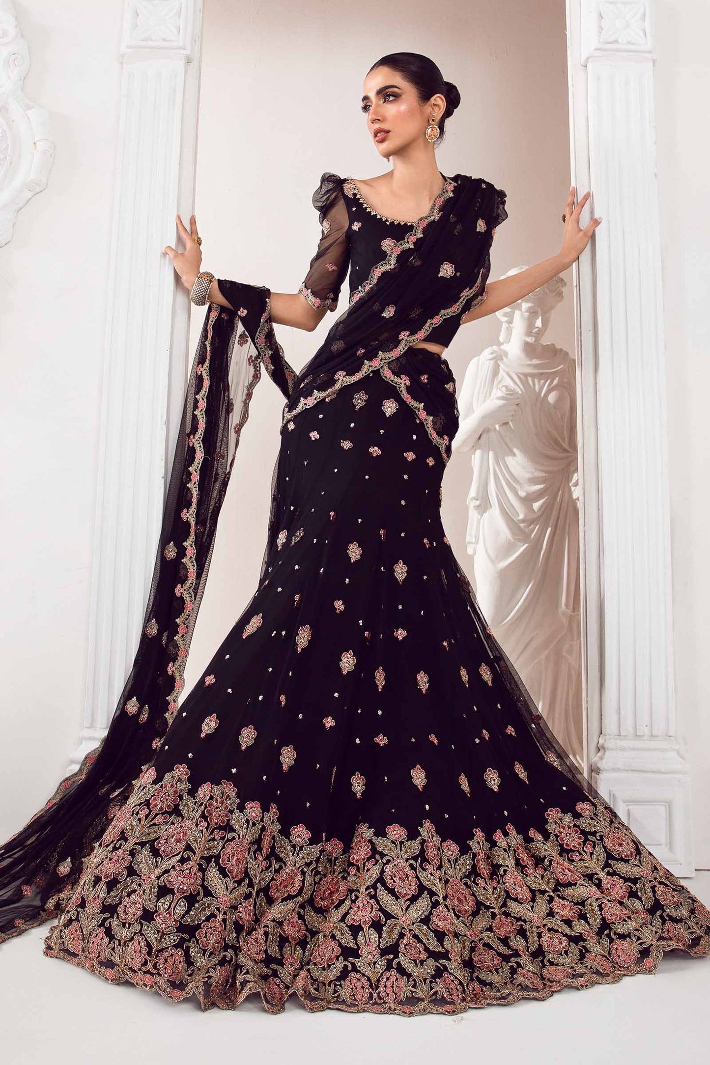 Embroidered Poly Net Fabric Sleeves | LF-704