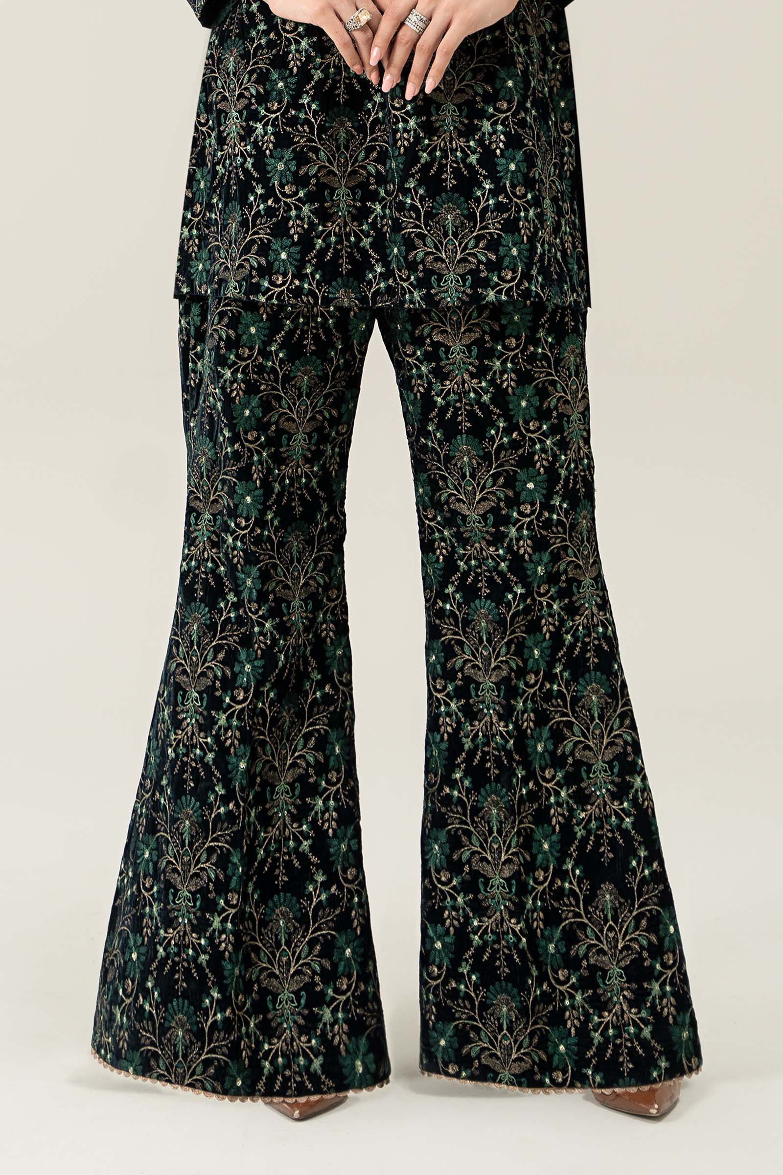 Embroidered Velvet Fabric (1Pc) | LF-733