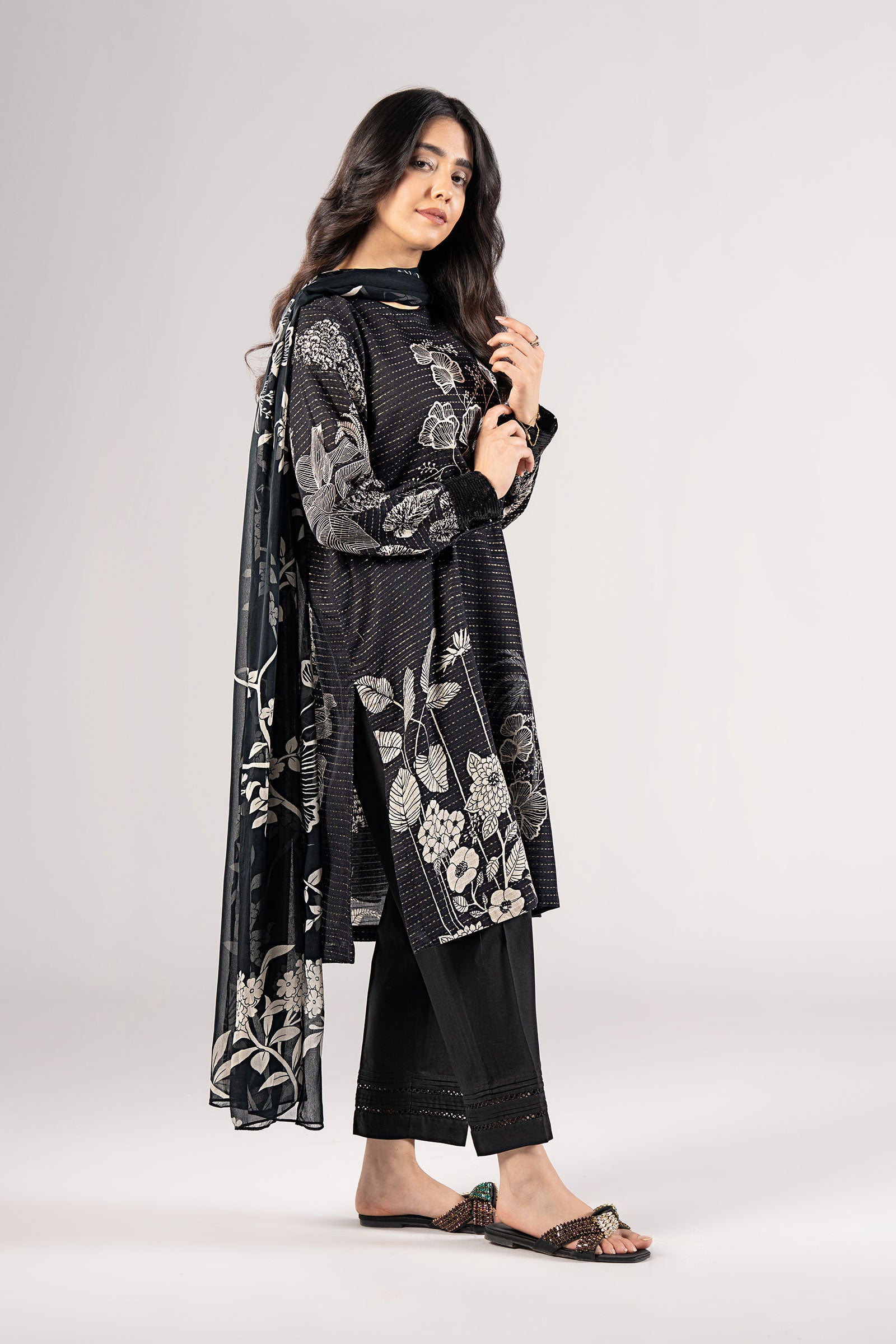 2 Pc Embroidered Lurex Cotton Suit