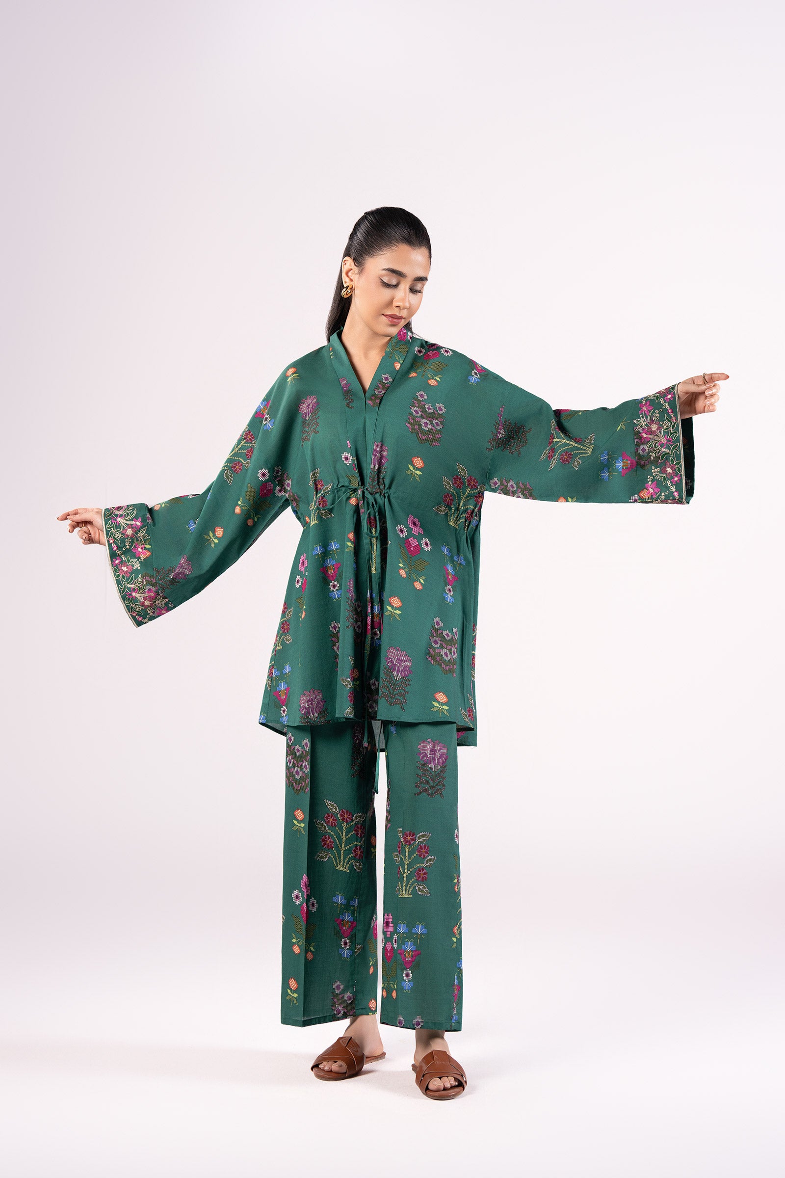 2 Pc Embroidered Slub Lawn Suit