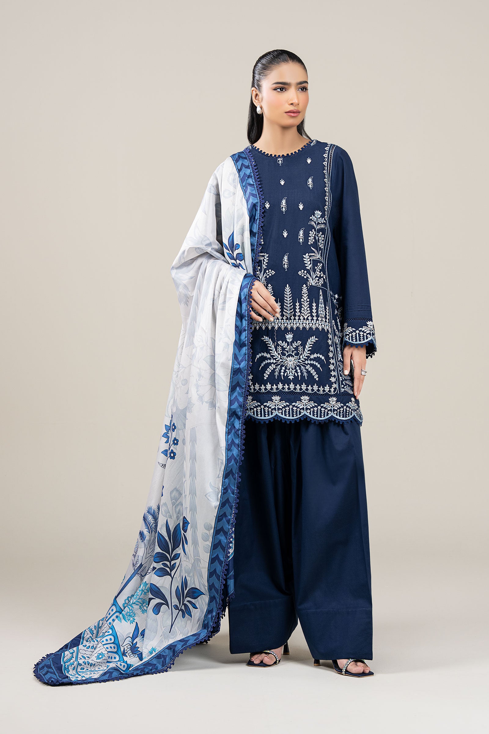 3 Pc Embroidered Crosshatch Lawn Suit