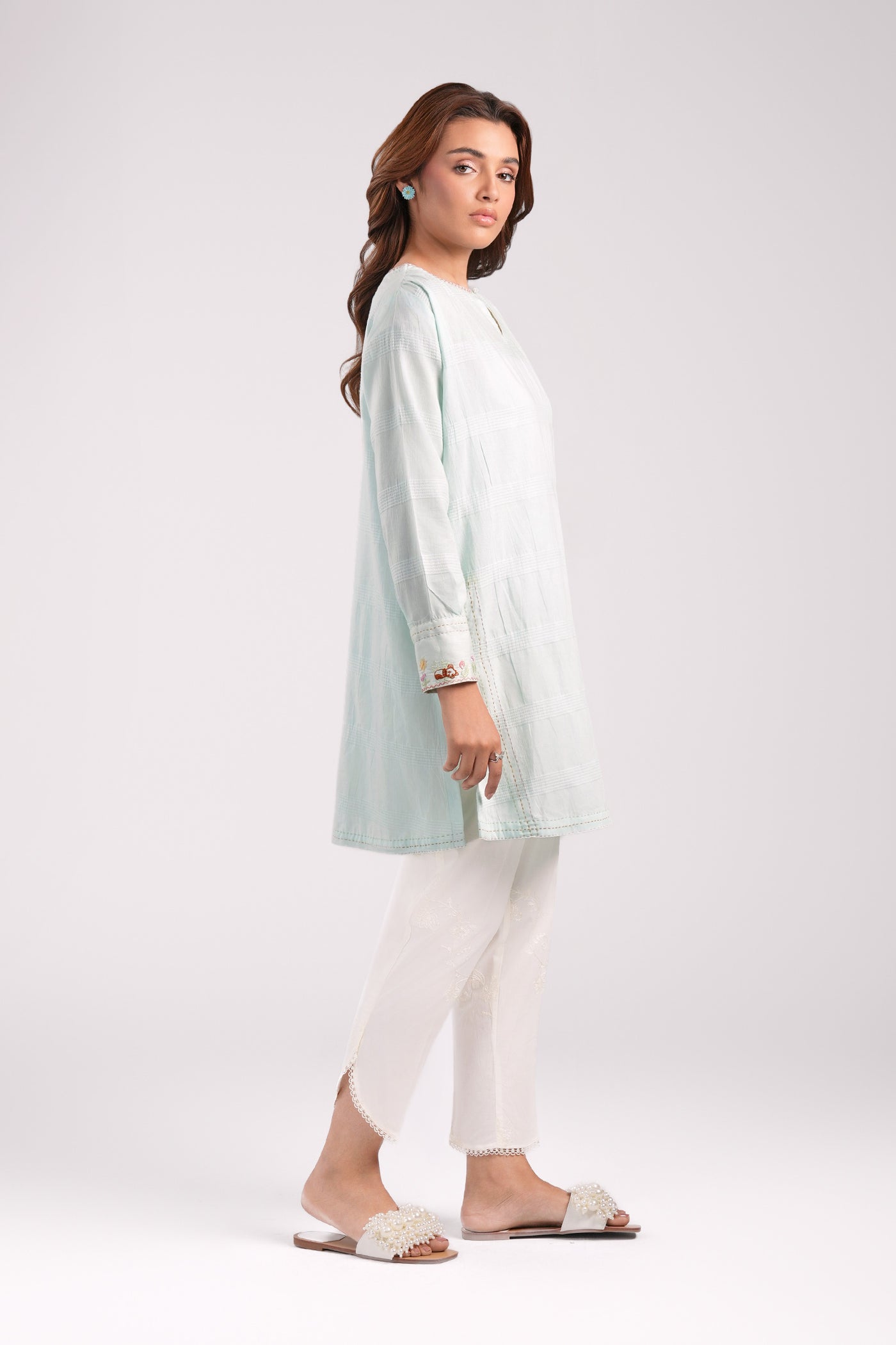 Embroidered Textured Tunic | MB-CS25-61
