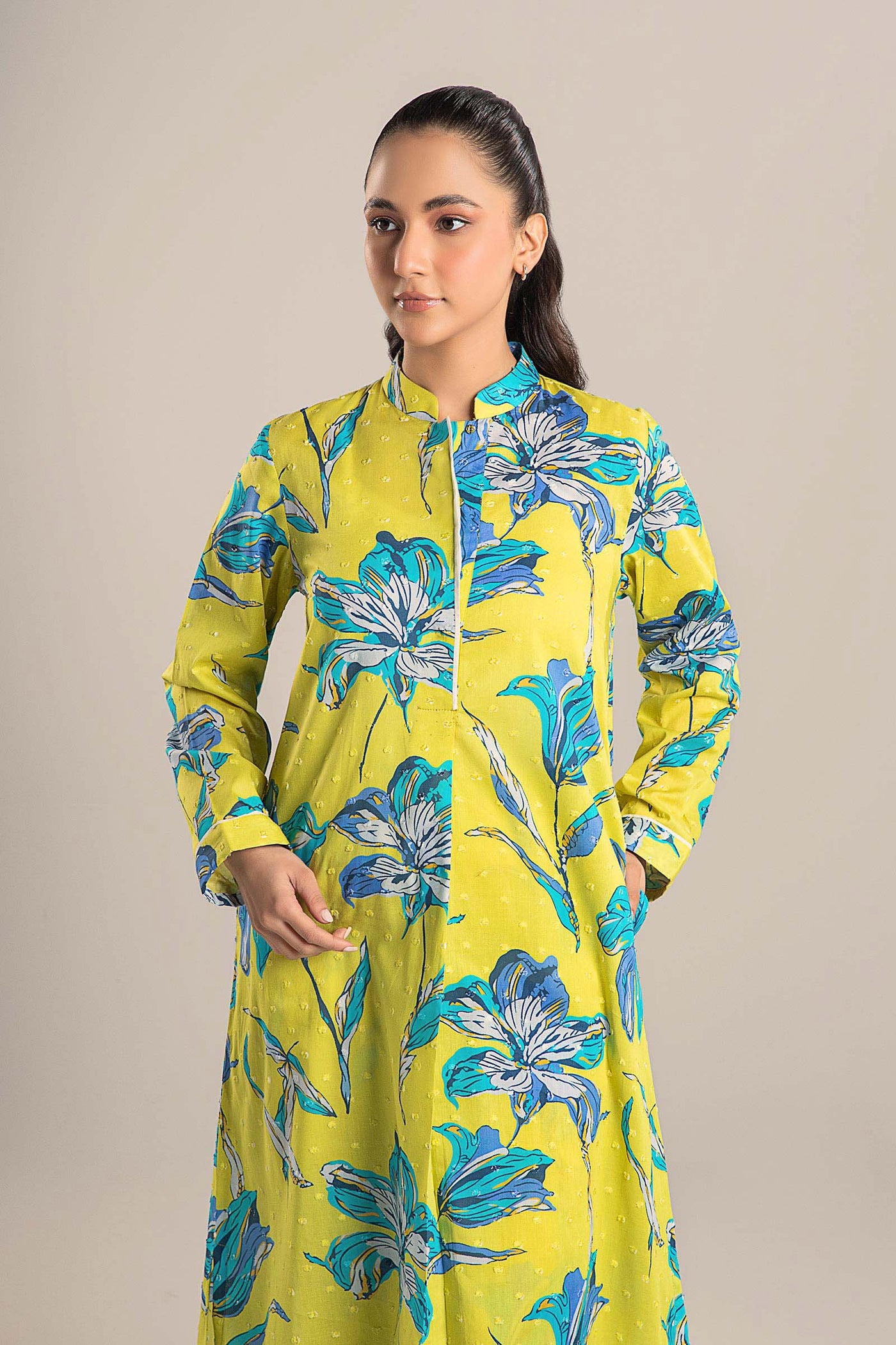 2 Pc Printed Brochia Suit