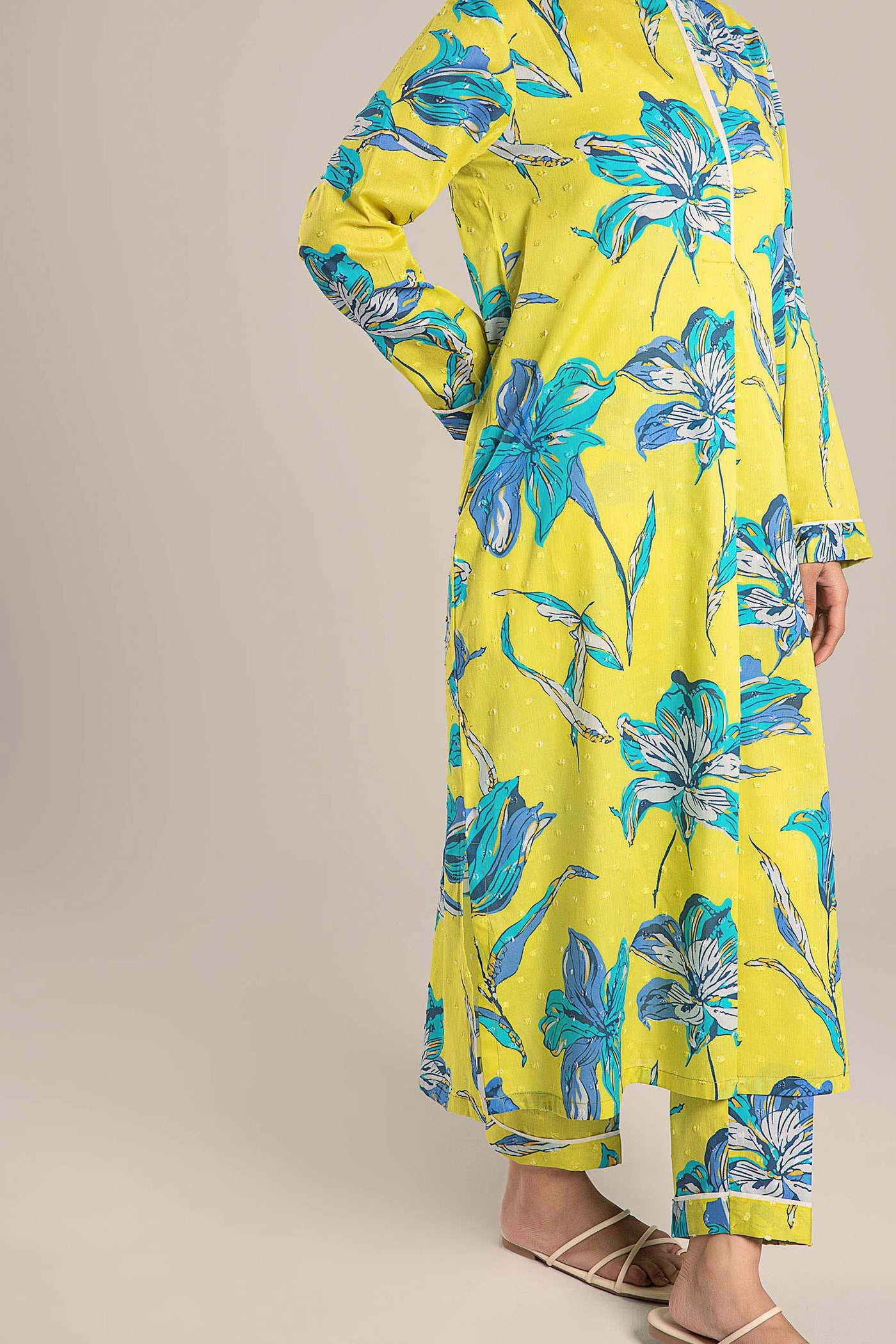 2 Pc Printed Brochia Suit