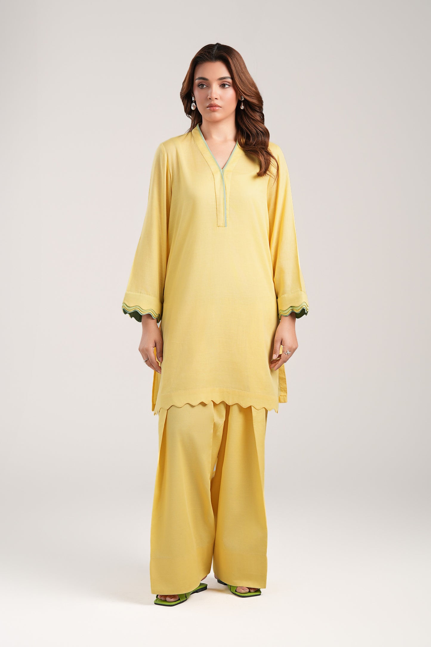 2 Pc Dyed Slub Lawn Suit