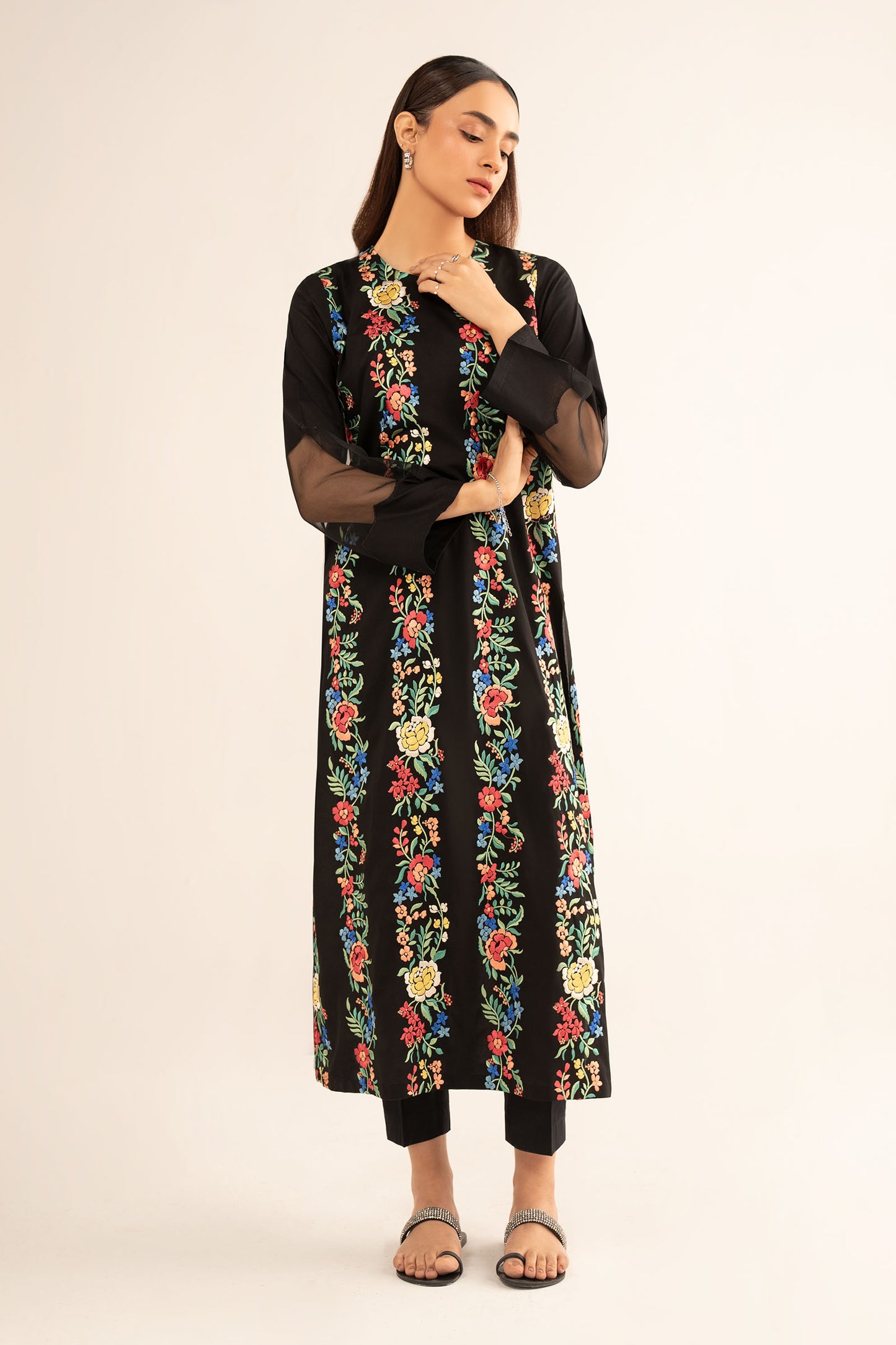 2 Pc Embroidered Lawn Suit
