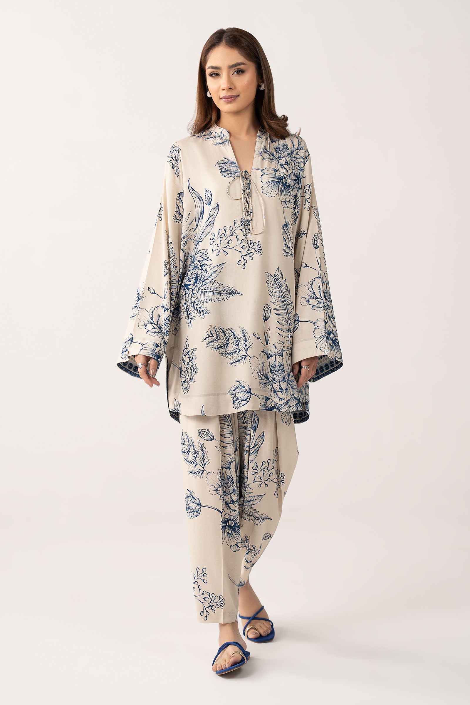 2 Pc Printed Arabic Lawn Suit