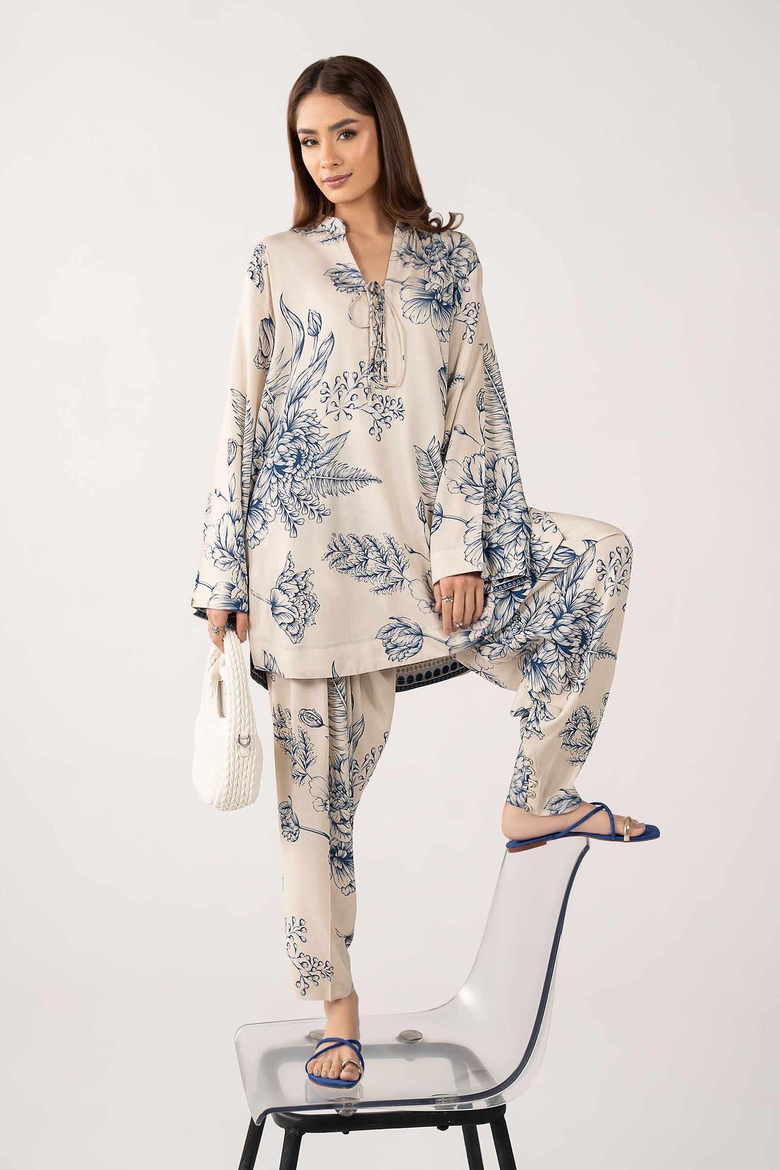 2 Pc Printed Arabic Lawn Suit