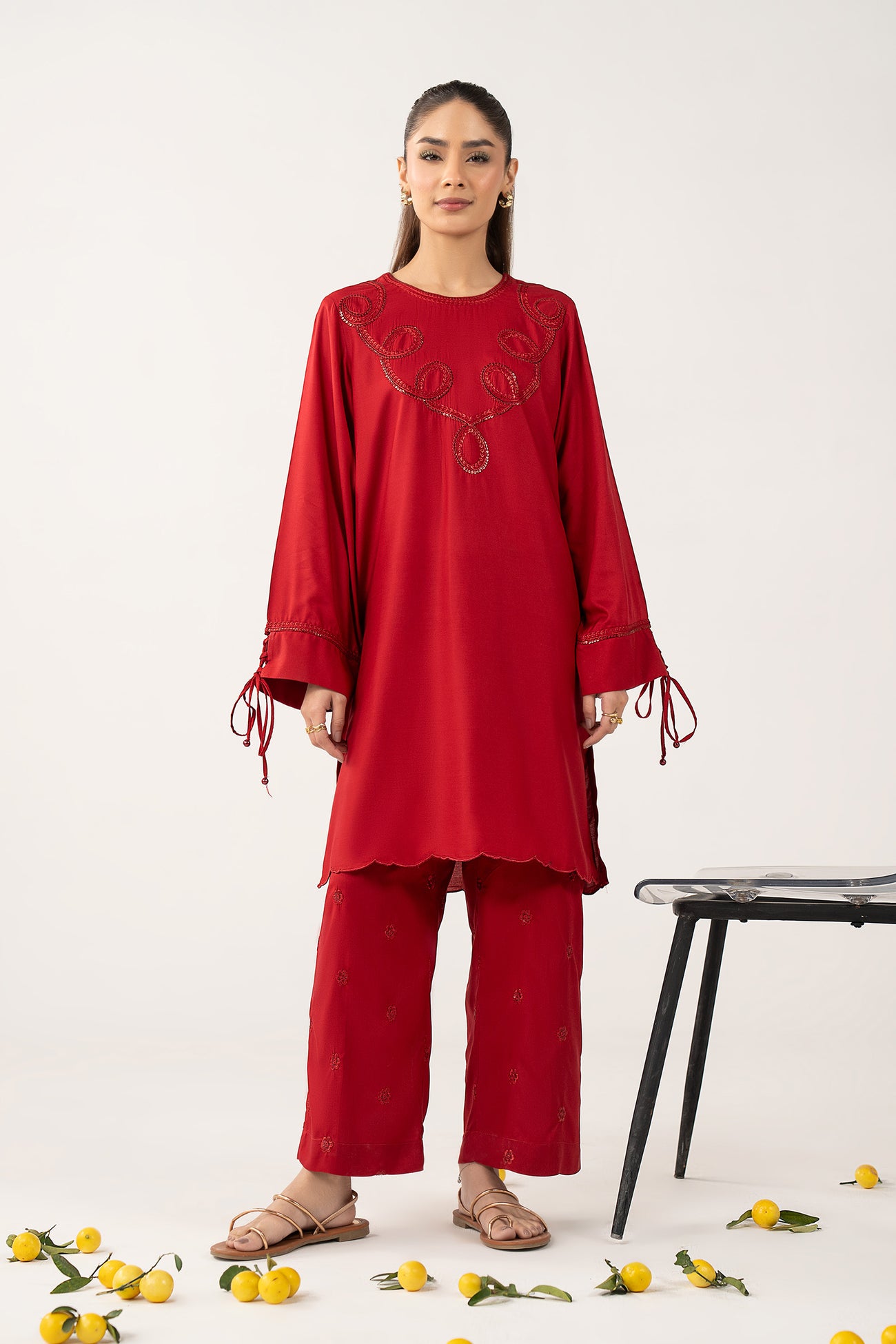 2 Pc Embroidered Arabic Lawn Suit