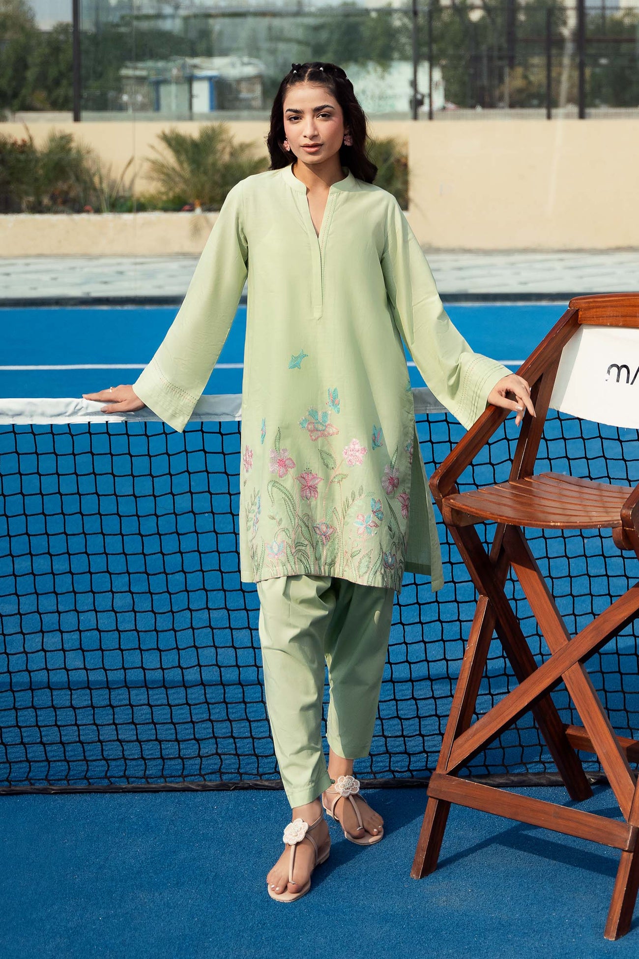 2 Pc Embroidered Crosshatch Suit