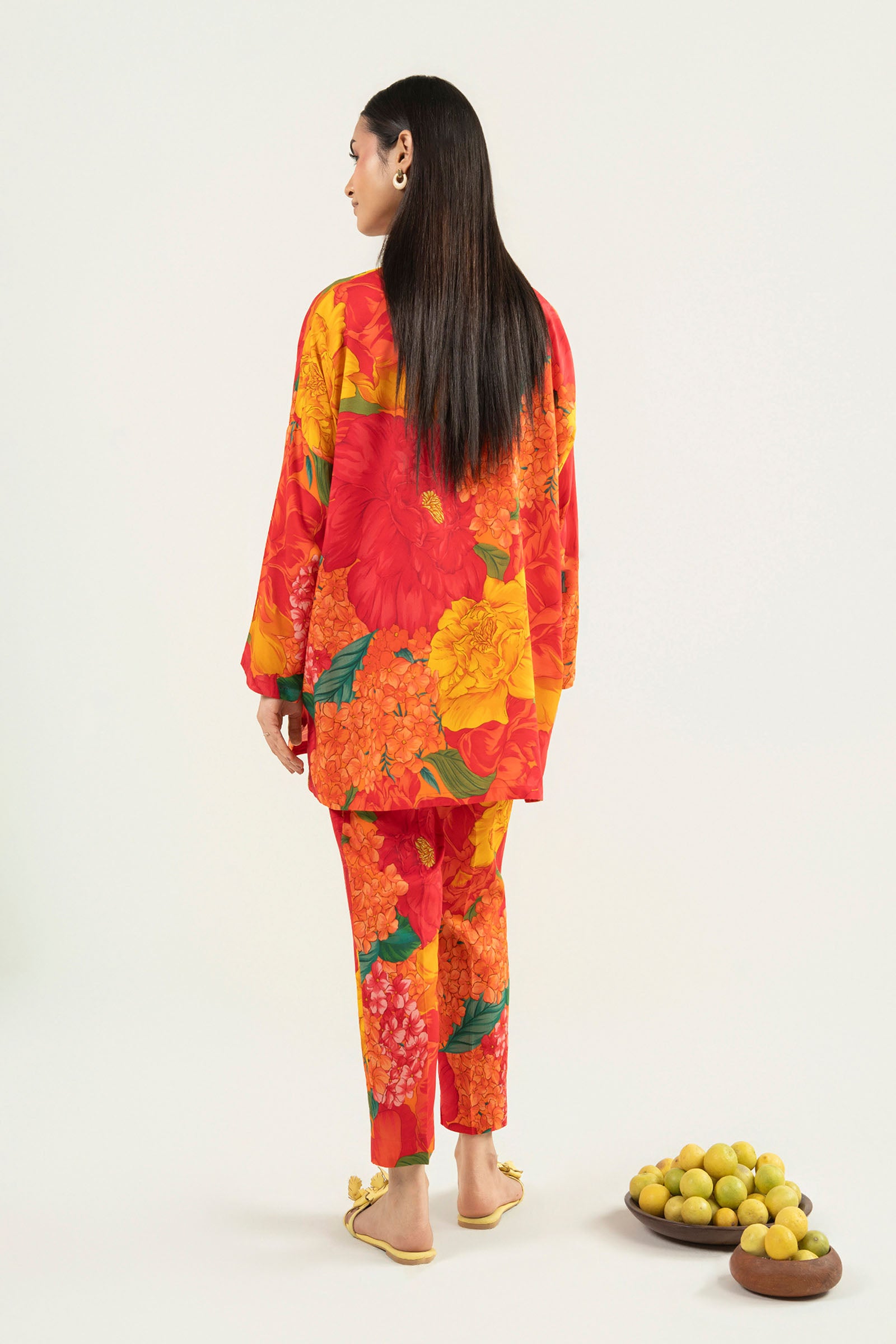 2 Pc Printed Arabic Lawn Suit