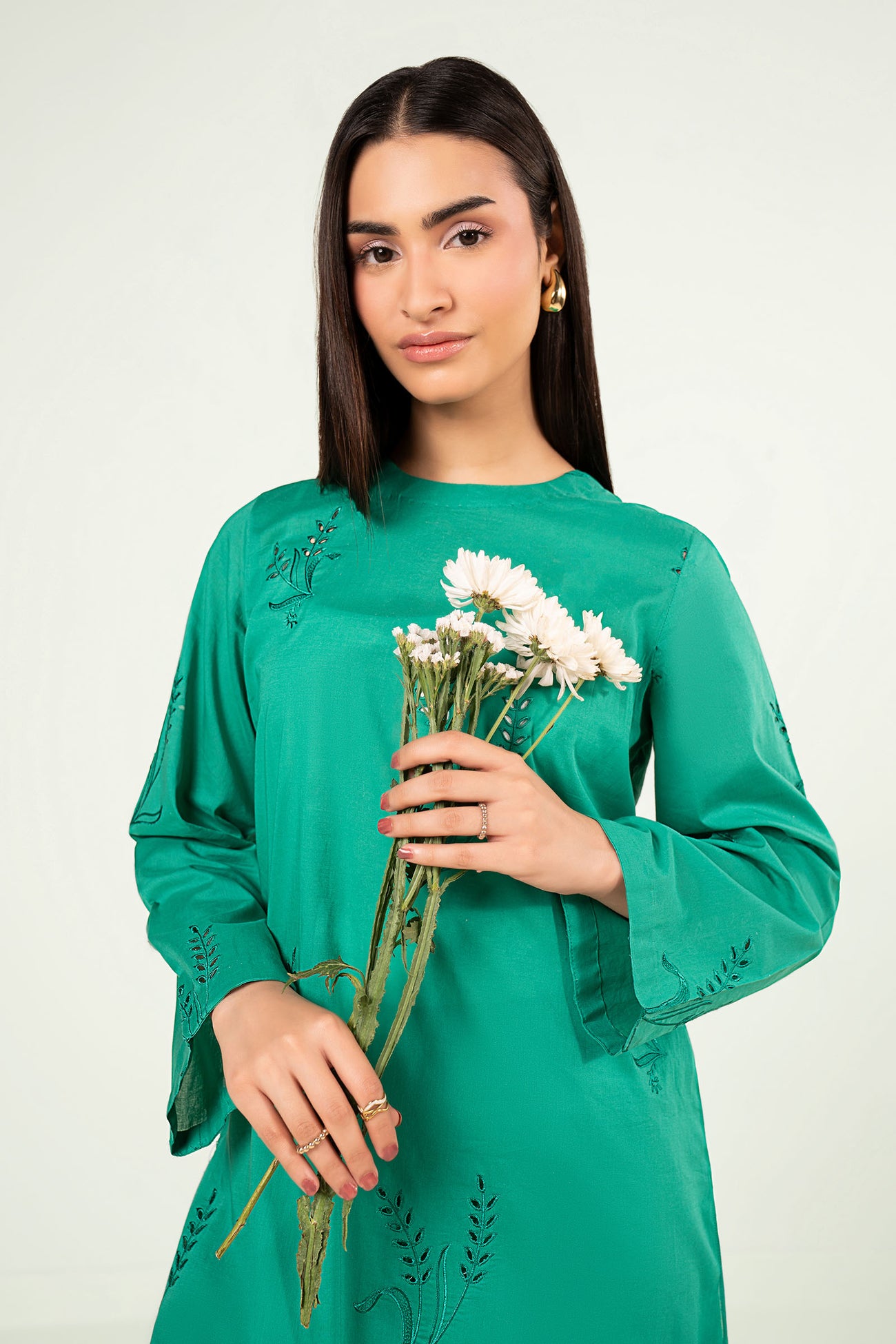 2 Pc Embroidered Lawn Suit