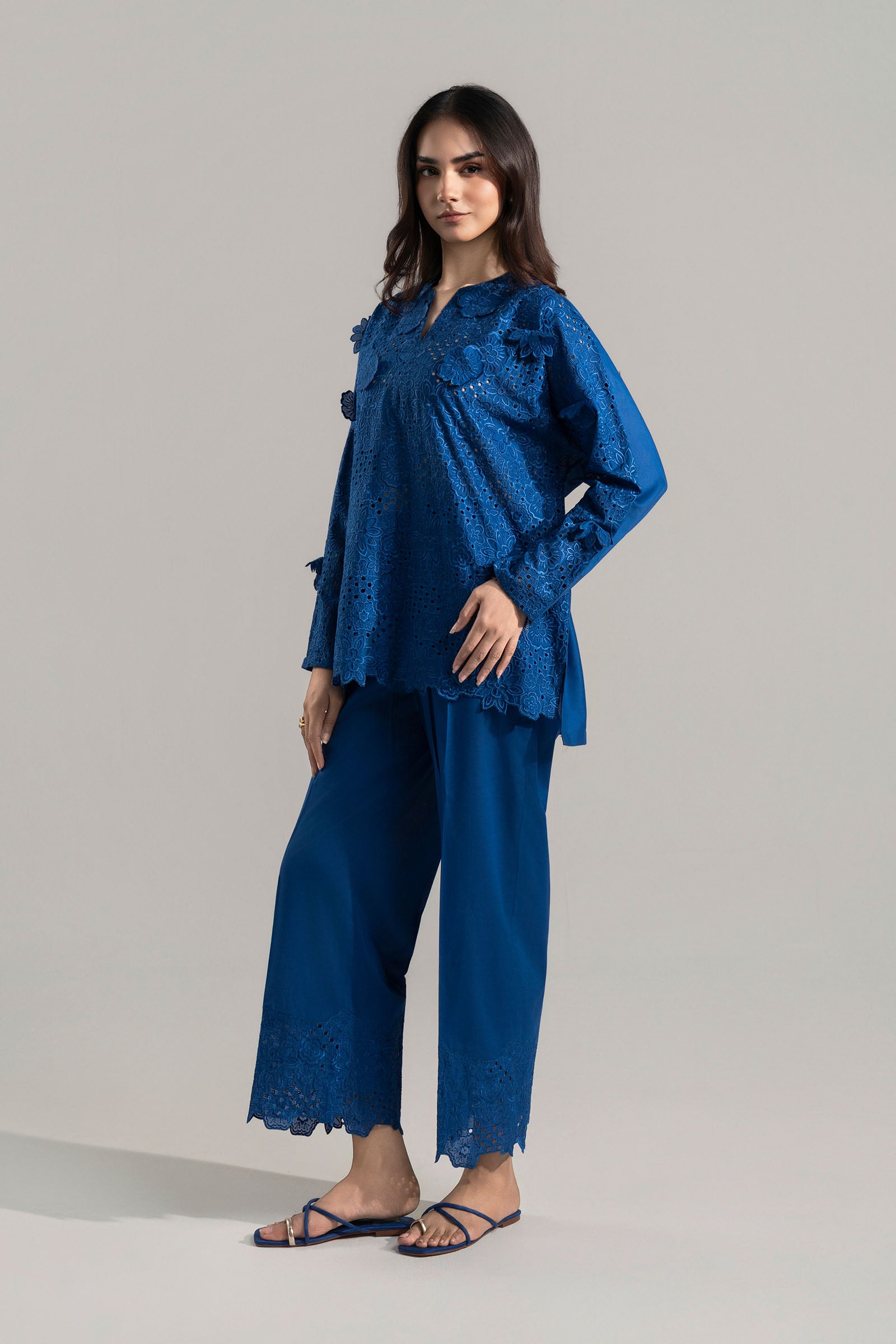 2 Pc Embroidered Lawn Suit