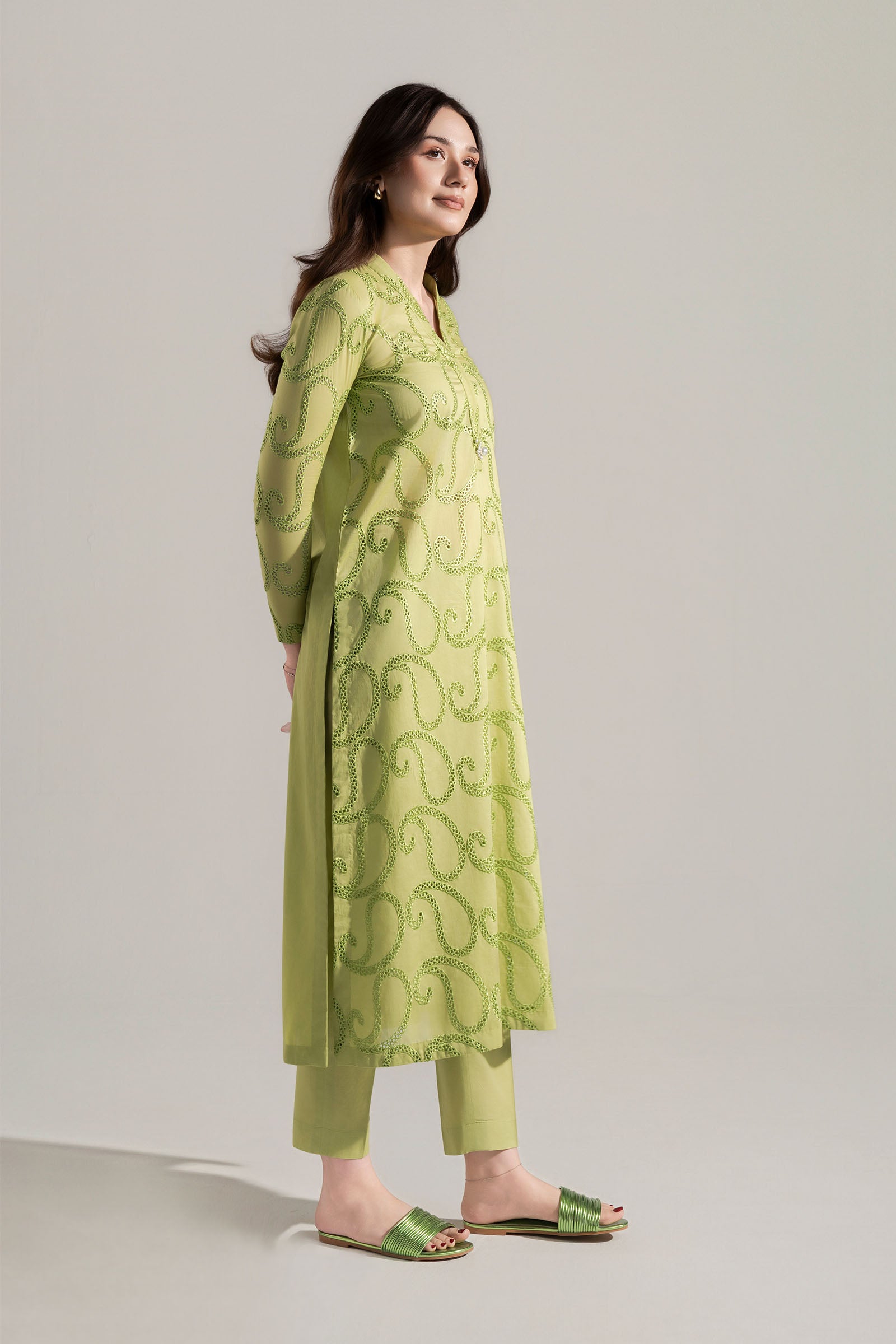 2 Pc Embroidered Lawn Suit