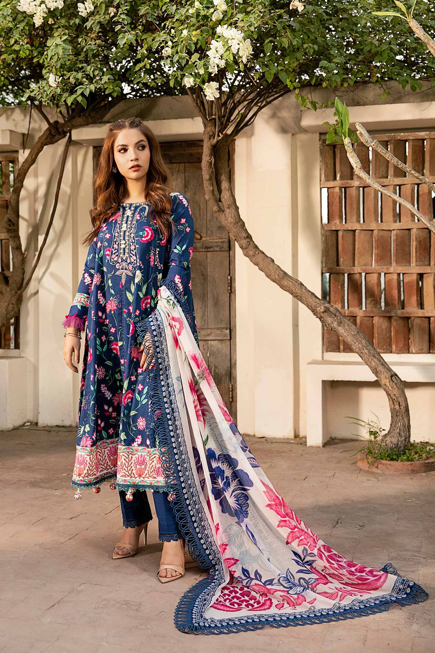 3 Pc Unstitched Embroidered Lawn Suit | MB-CUS25-901B