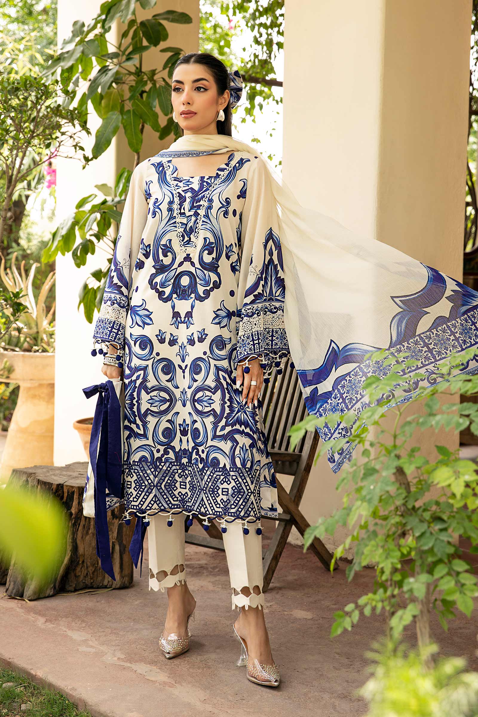 3 Pc Unstitched Embroidered Lawn Suit | MB-CUS25-904A
