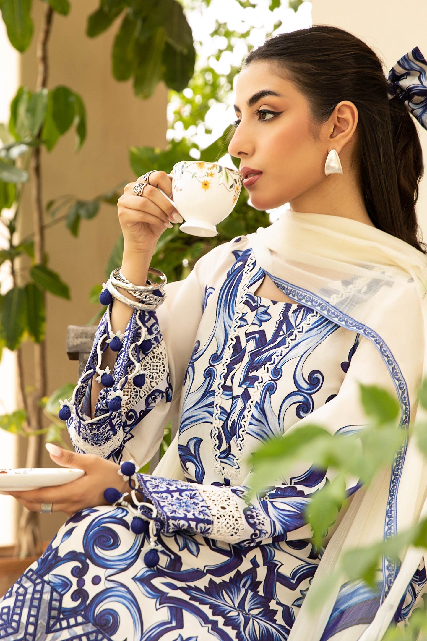 3 Pc Unstitched Embroidered Lawn Suit | MB-CUS25-904A