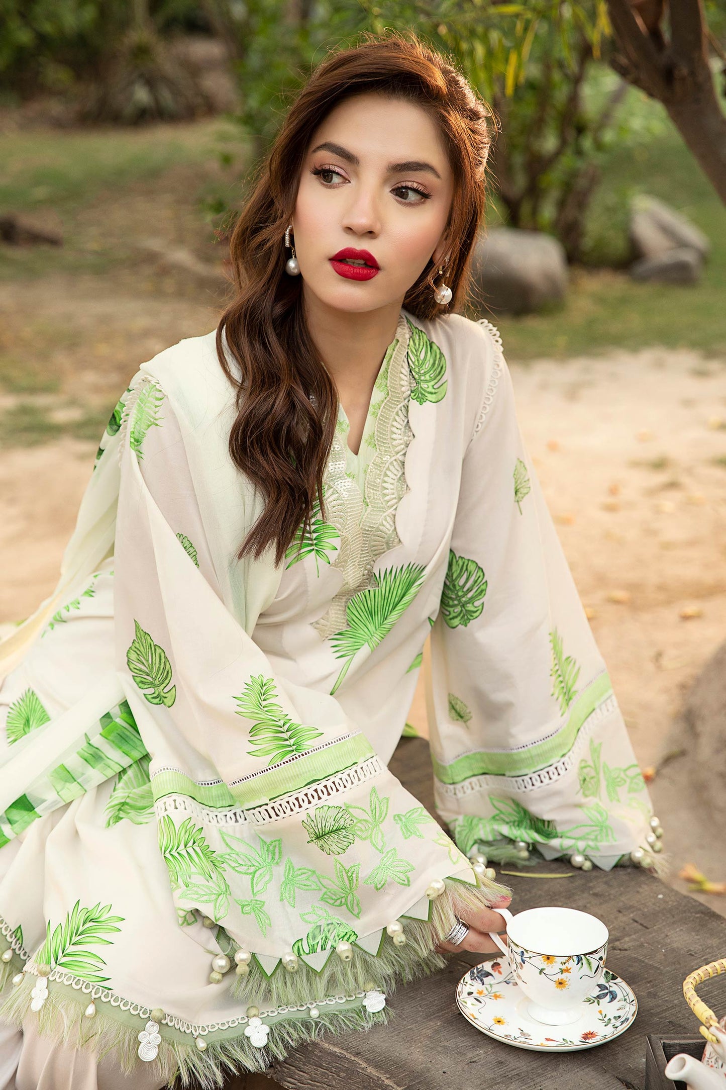 3 Pc Unstitched Embroidered Lawn Suit | MB-CUS25-906B