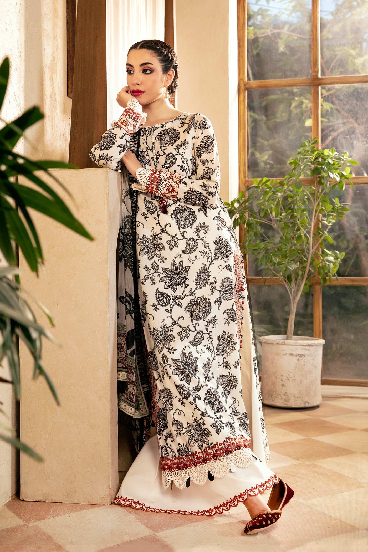 3 Pc Unstitched Embroidered Slub Lawn Suit | MB-CUS25-909A
