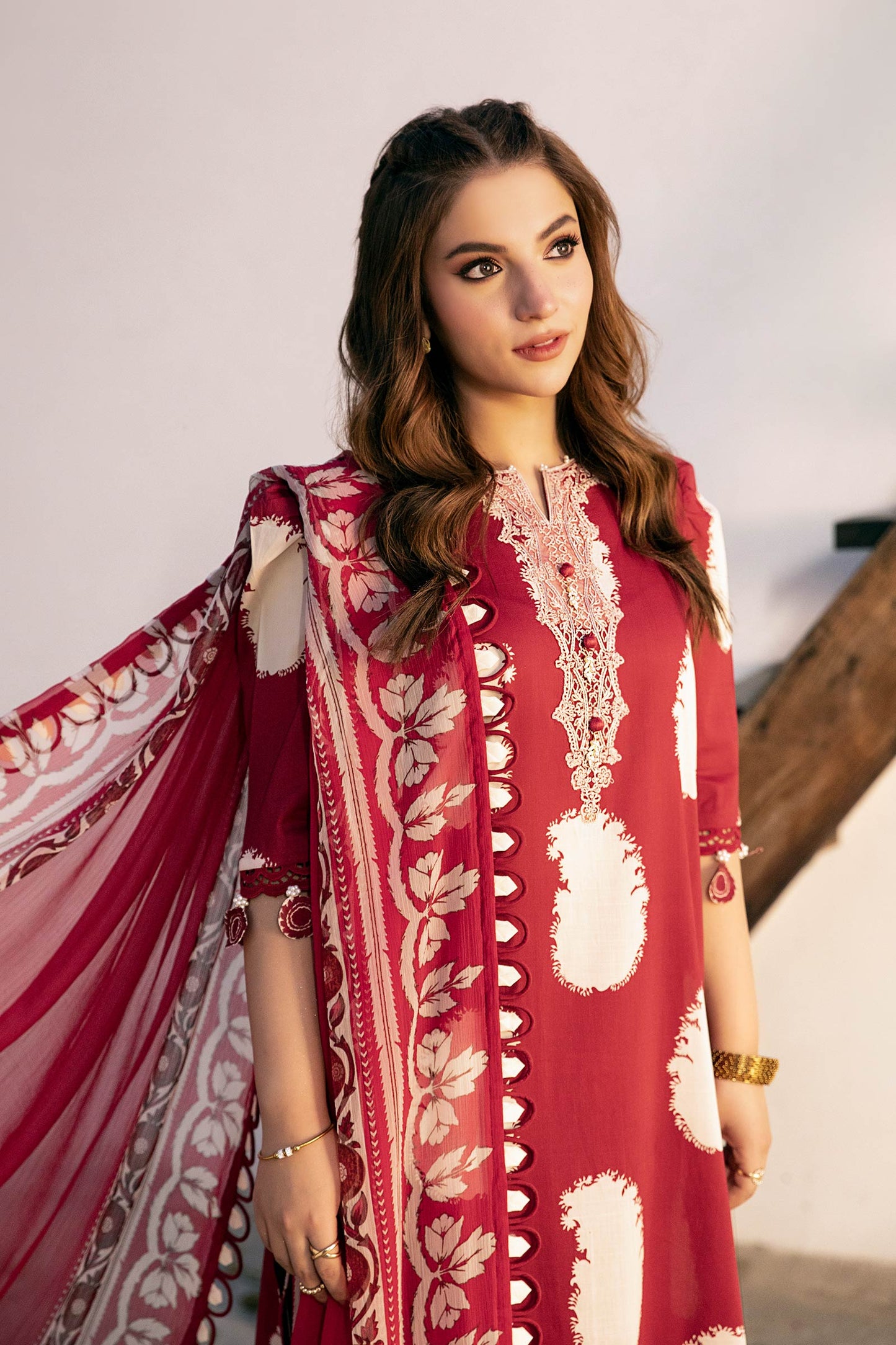 3 Pc Unstitched Embroidered Slub Lawn Suit | MB-CUS25-911A