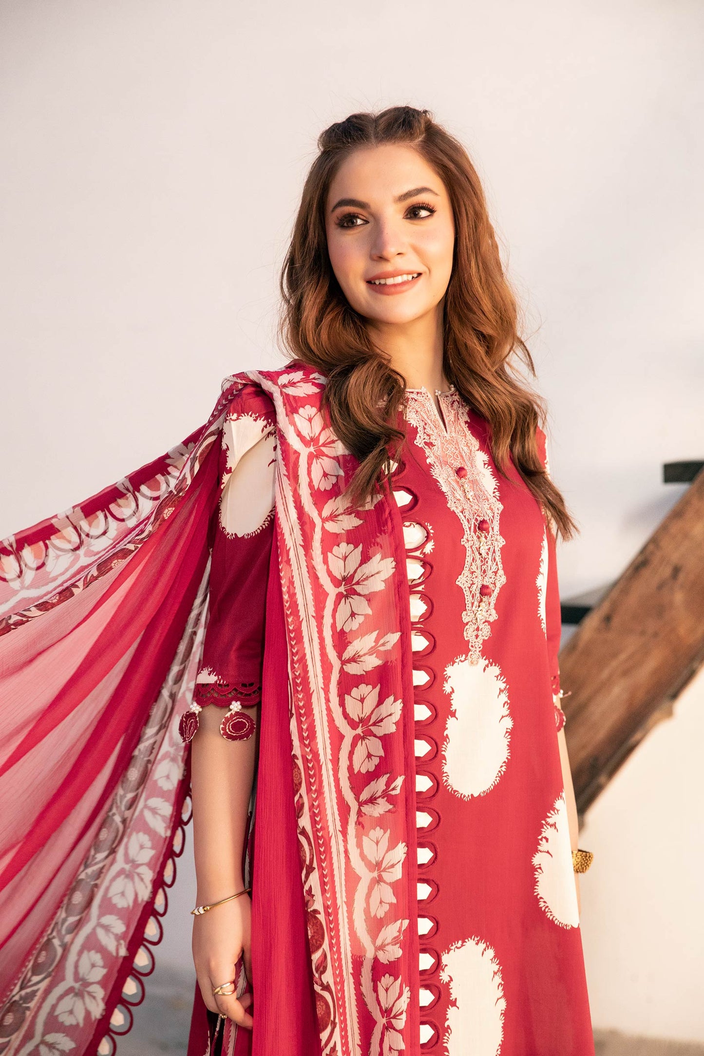 3 Pc Unstitched Embroidered Slub Lawn Suit | MB-CUS25-911A