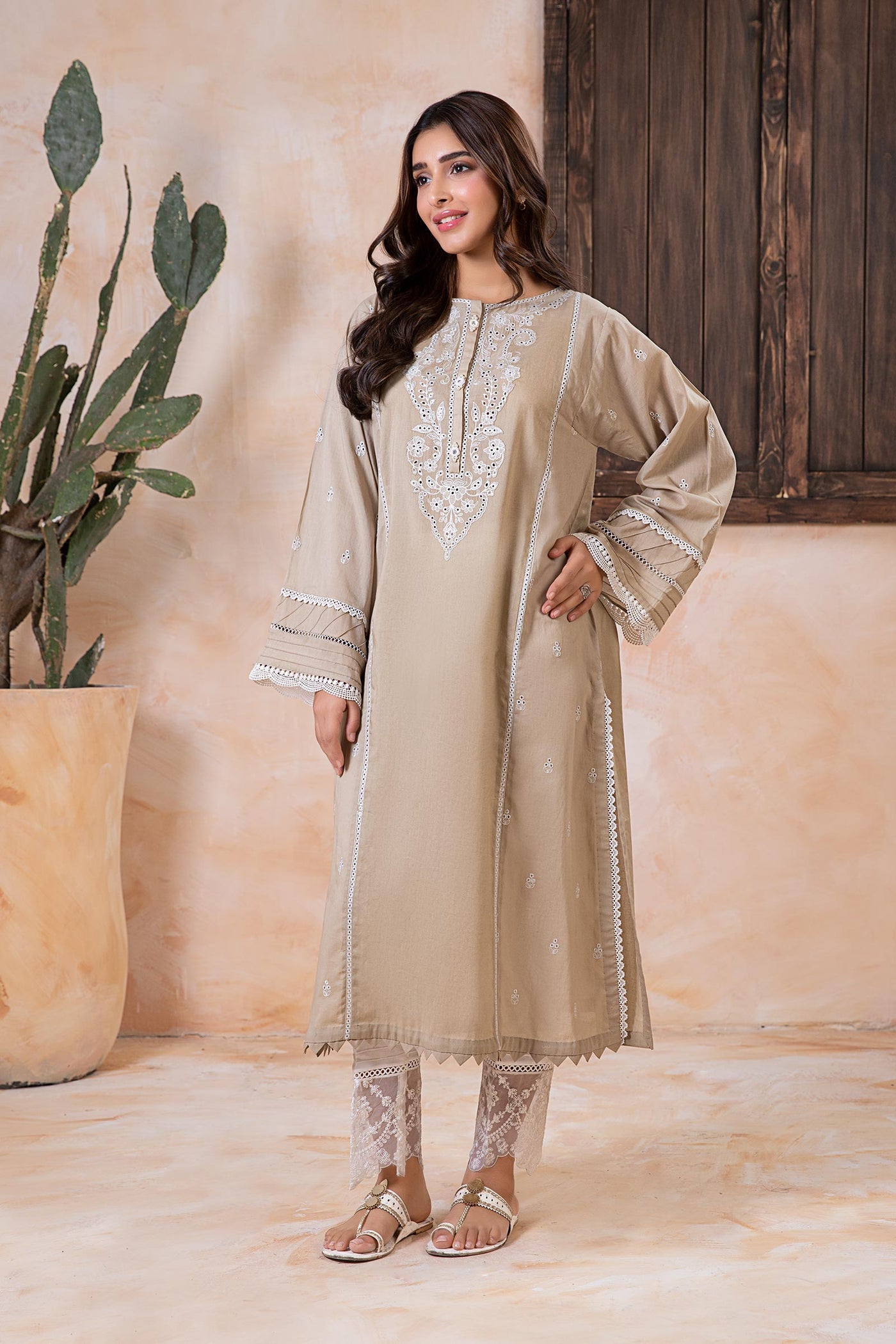 Embroidered Lawn Kurta