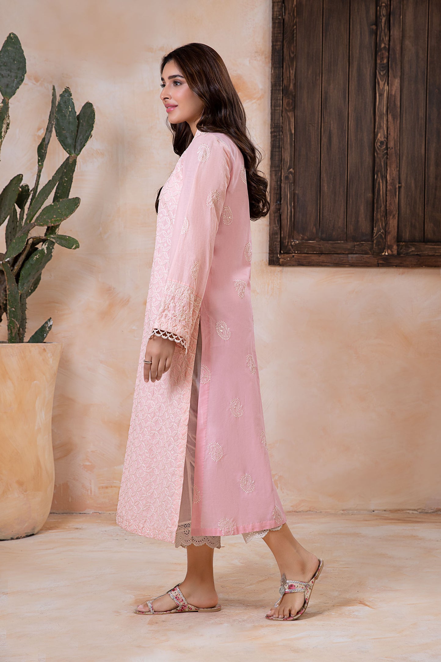 Embroidered Lawn Kurta