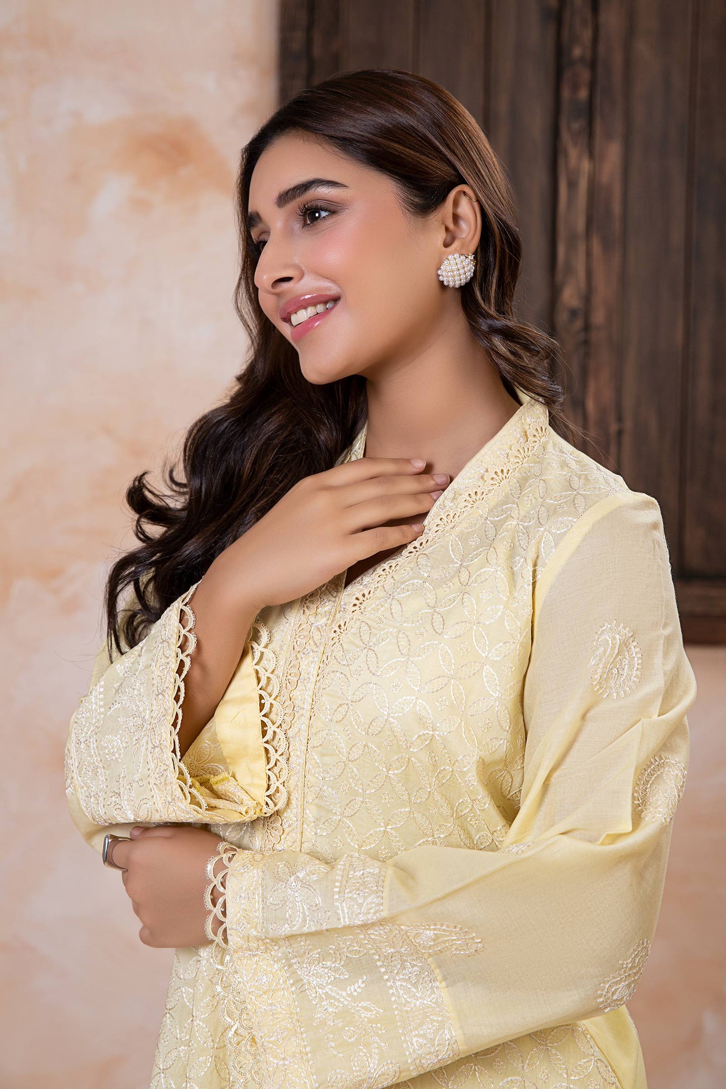 Embroidered Lawn Kurta