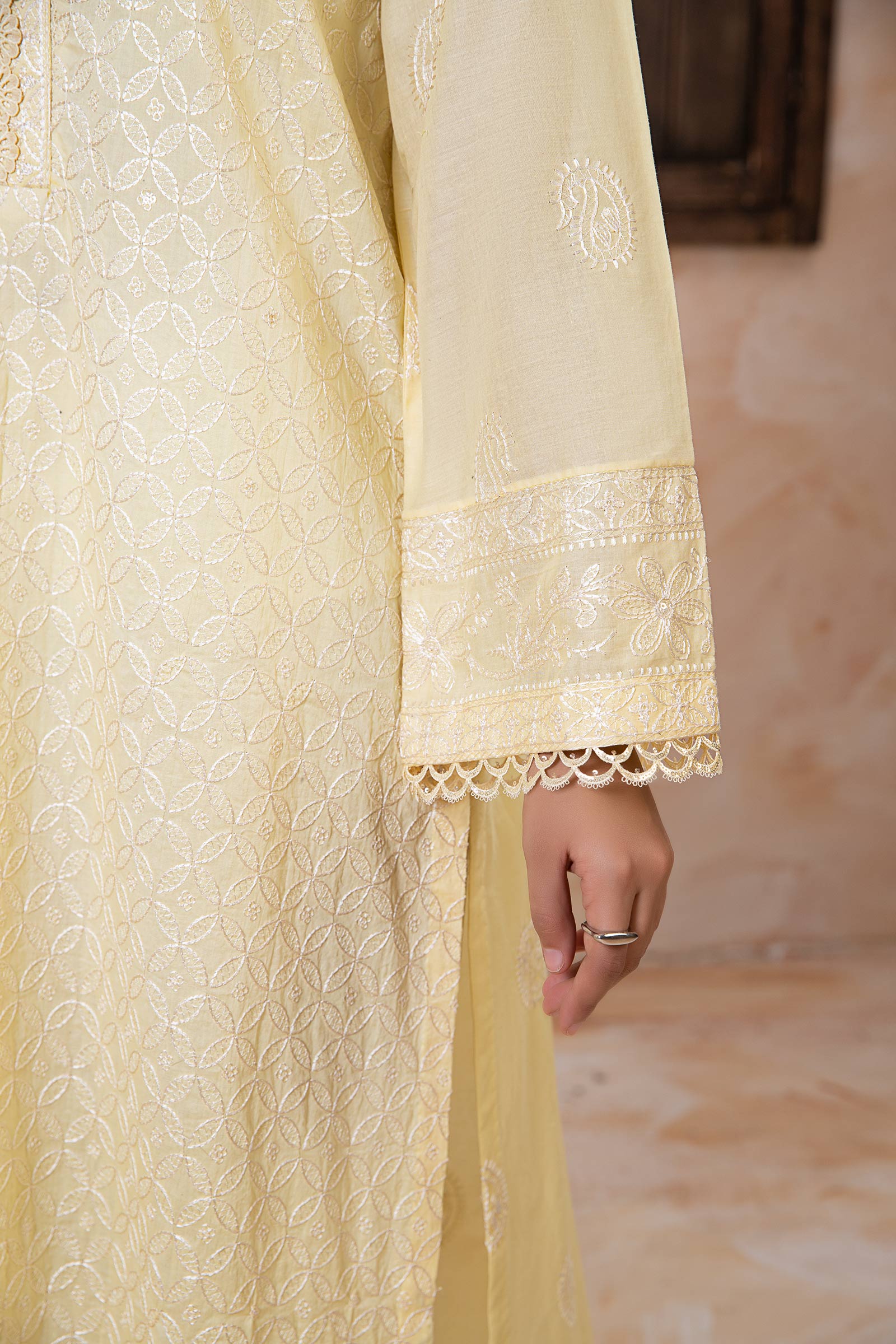 Embroidered Lawn Kurta