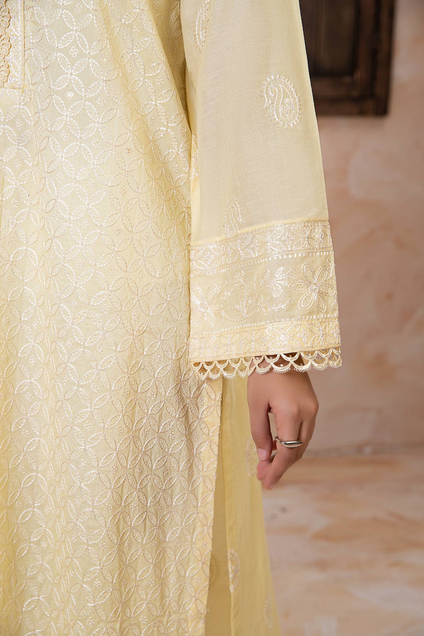 Embroidered Lawn Kurta