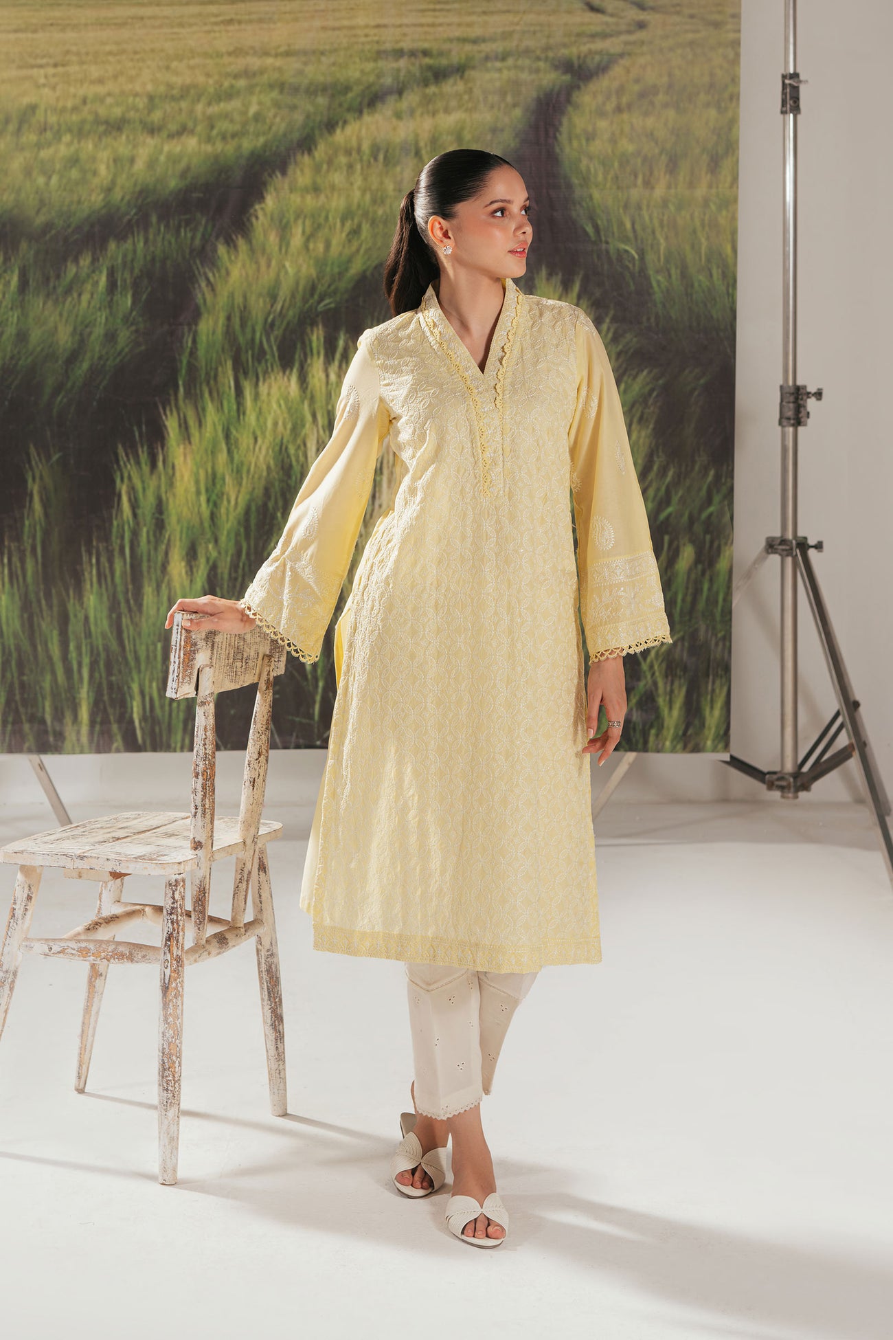 Embroidered Lawn Kurta