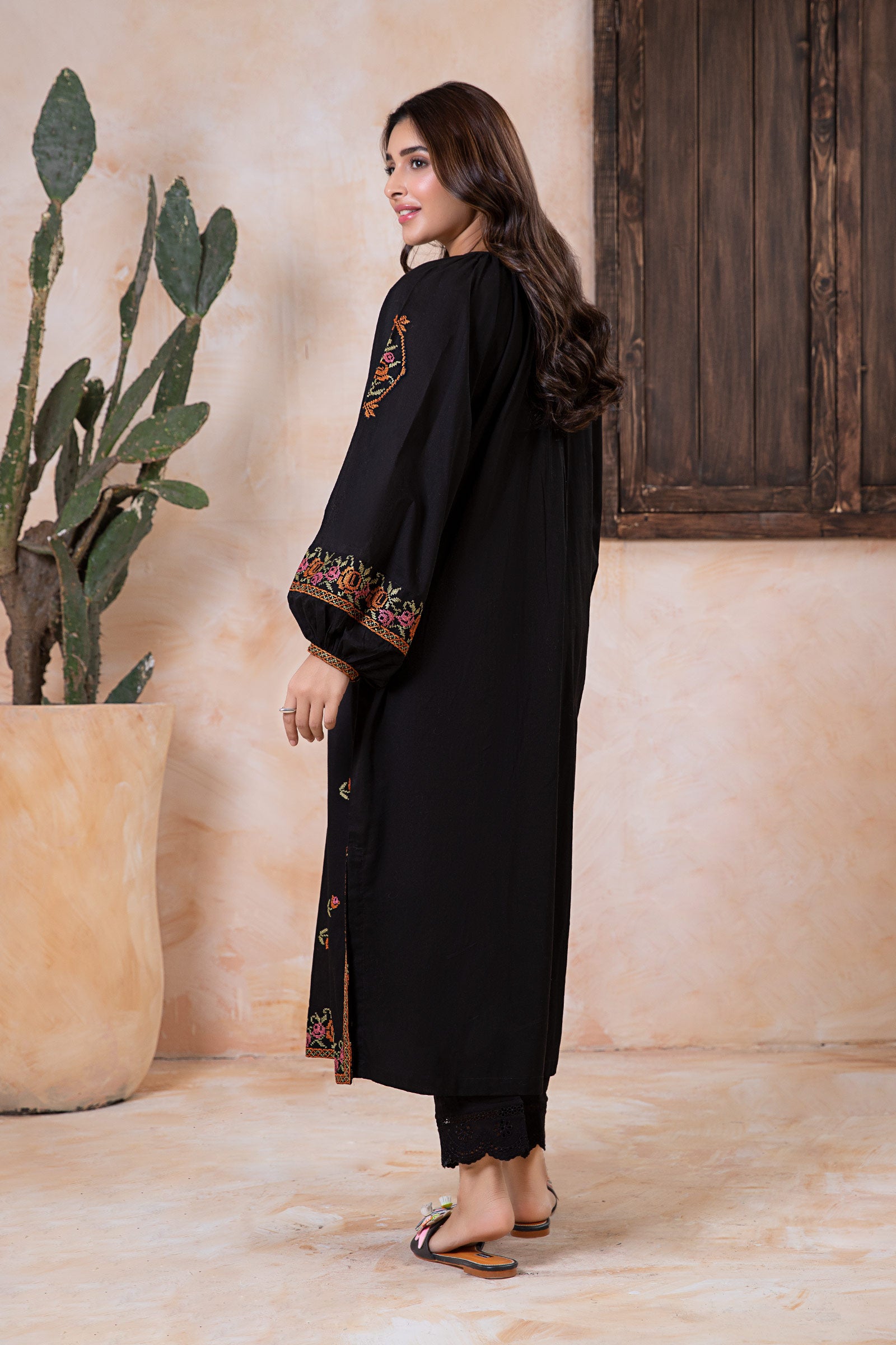 Embroidered Arabic Lawn Tunic