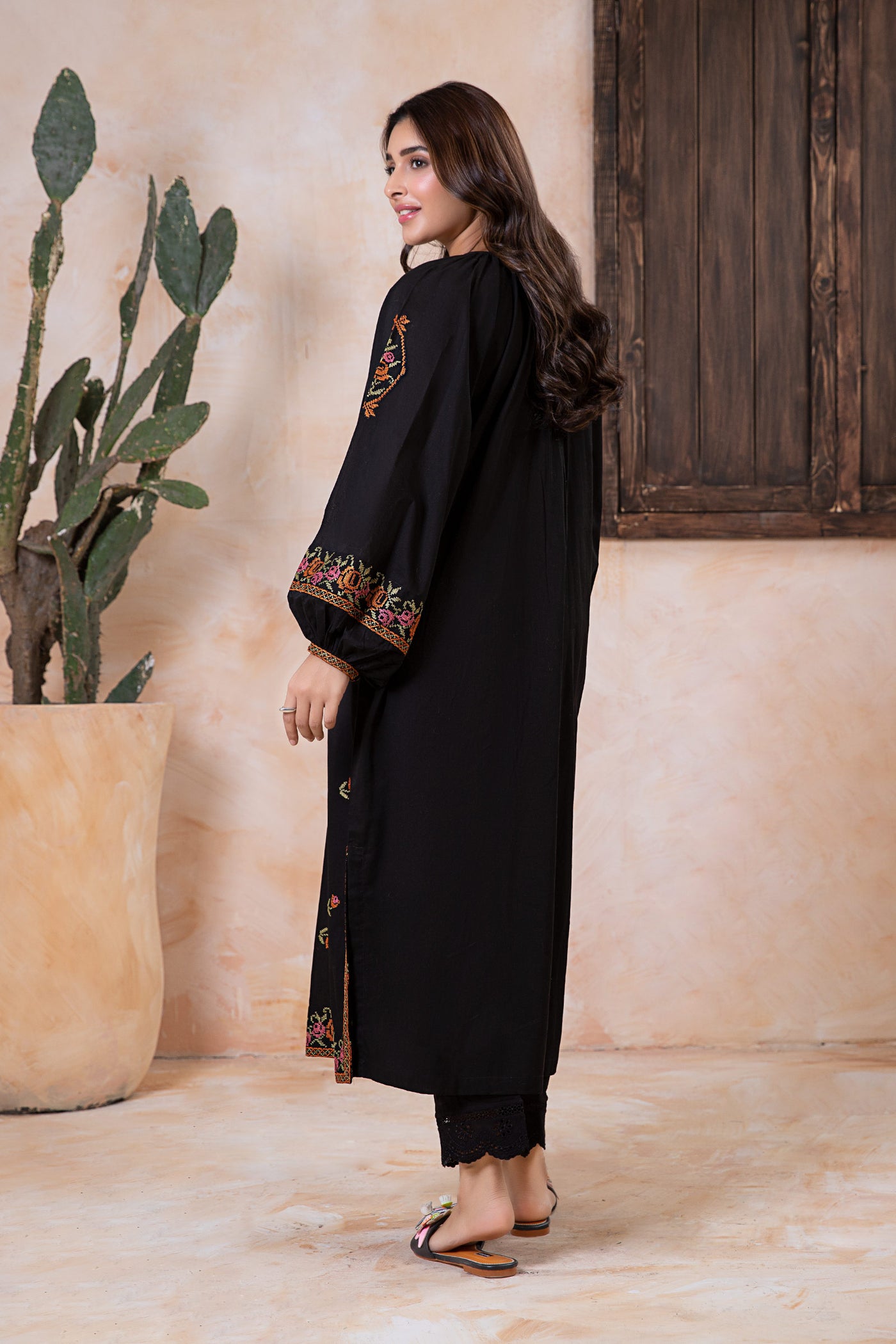 Embroidered Arabic Lawn Tunic