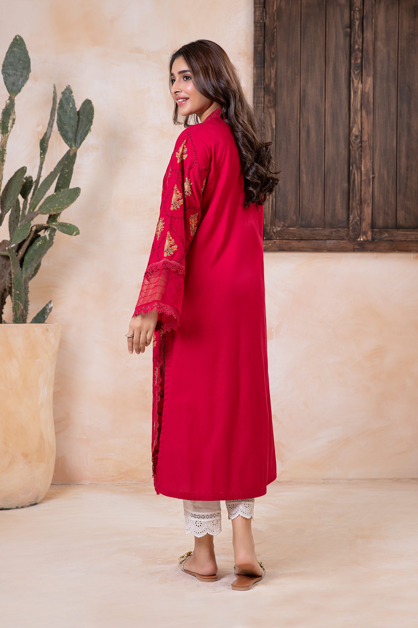 Embroidered Lawn Kurta