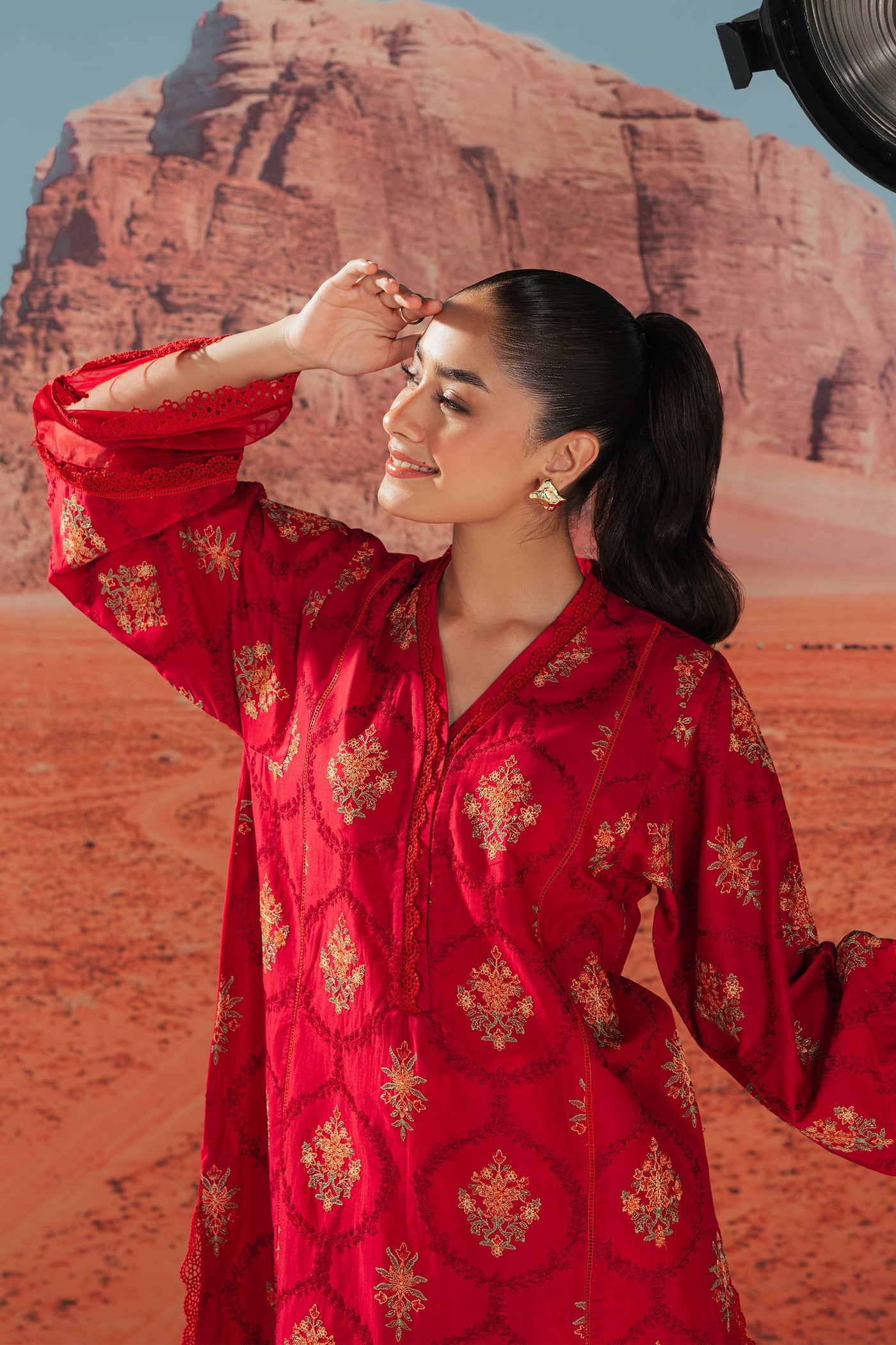 Embroidered Lawn Kurta