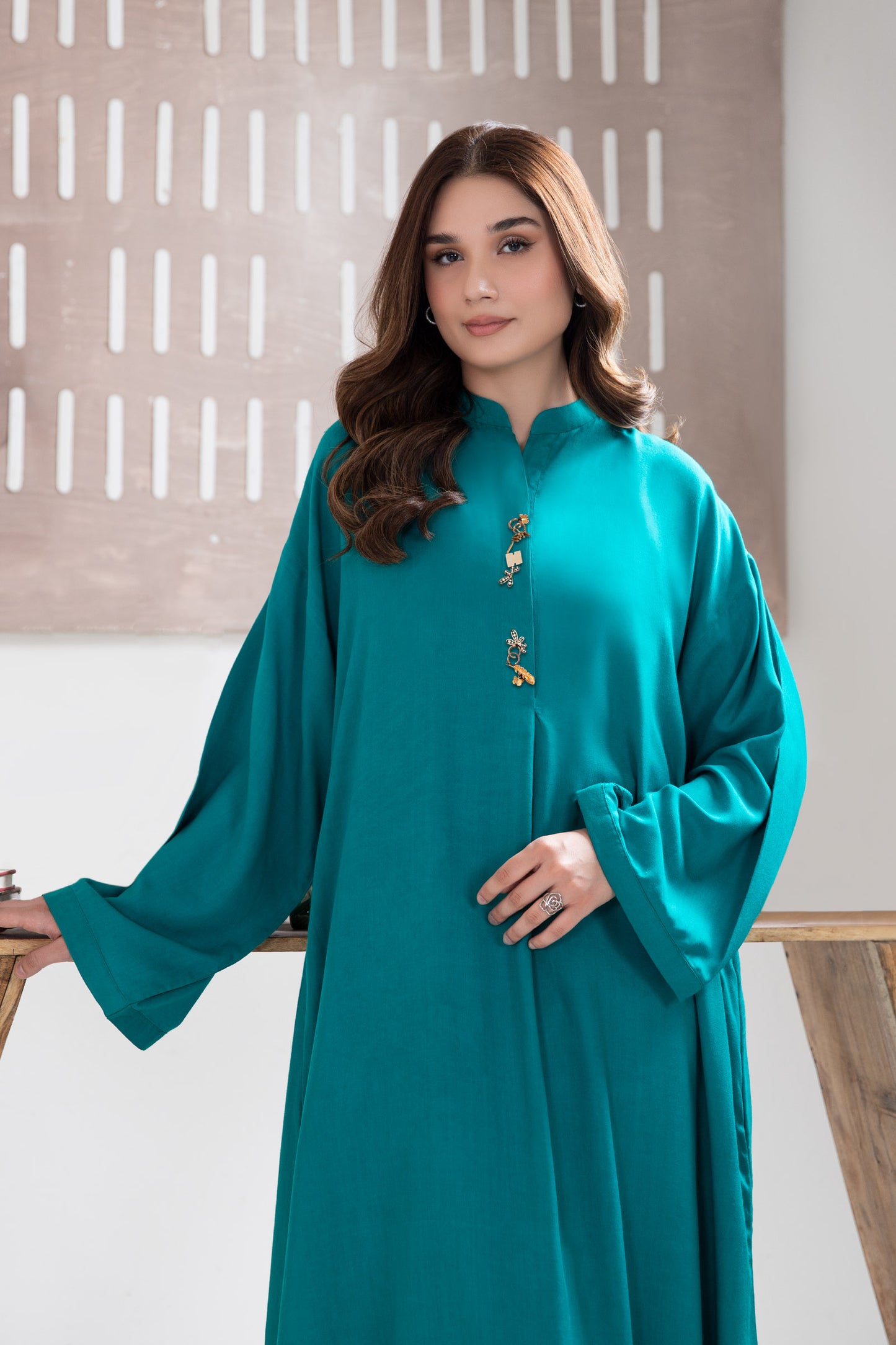 2 Piece Solid Arabic Lawn Suit