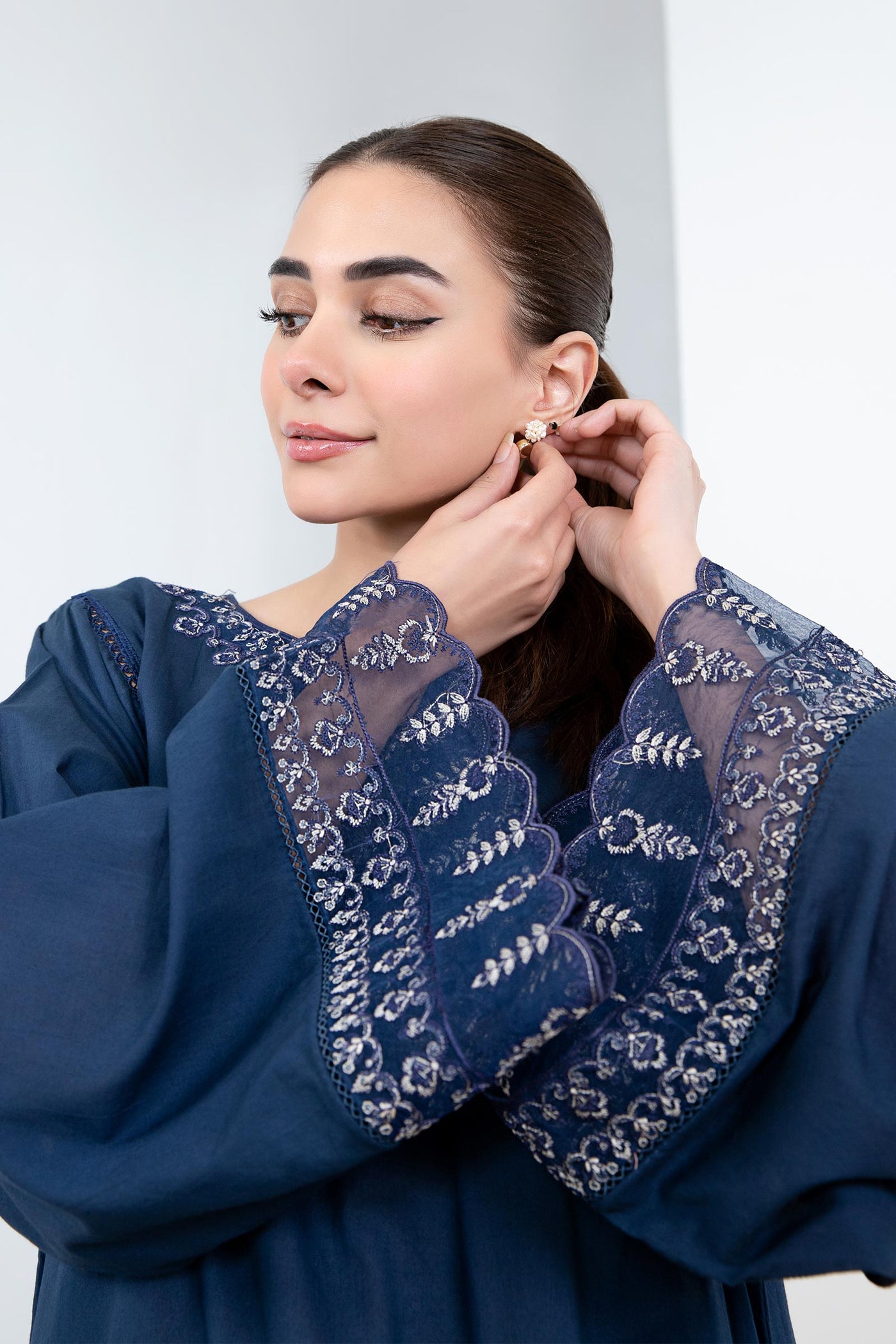 2 Piece Embroidered Lawn Suit