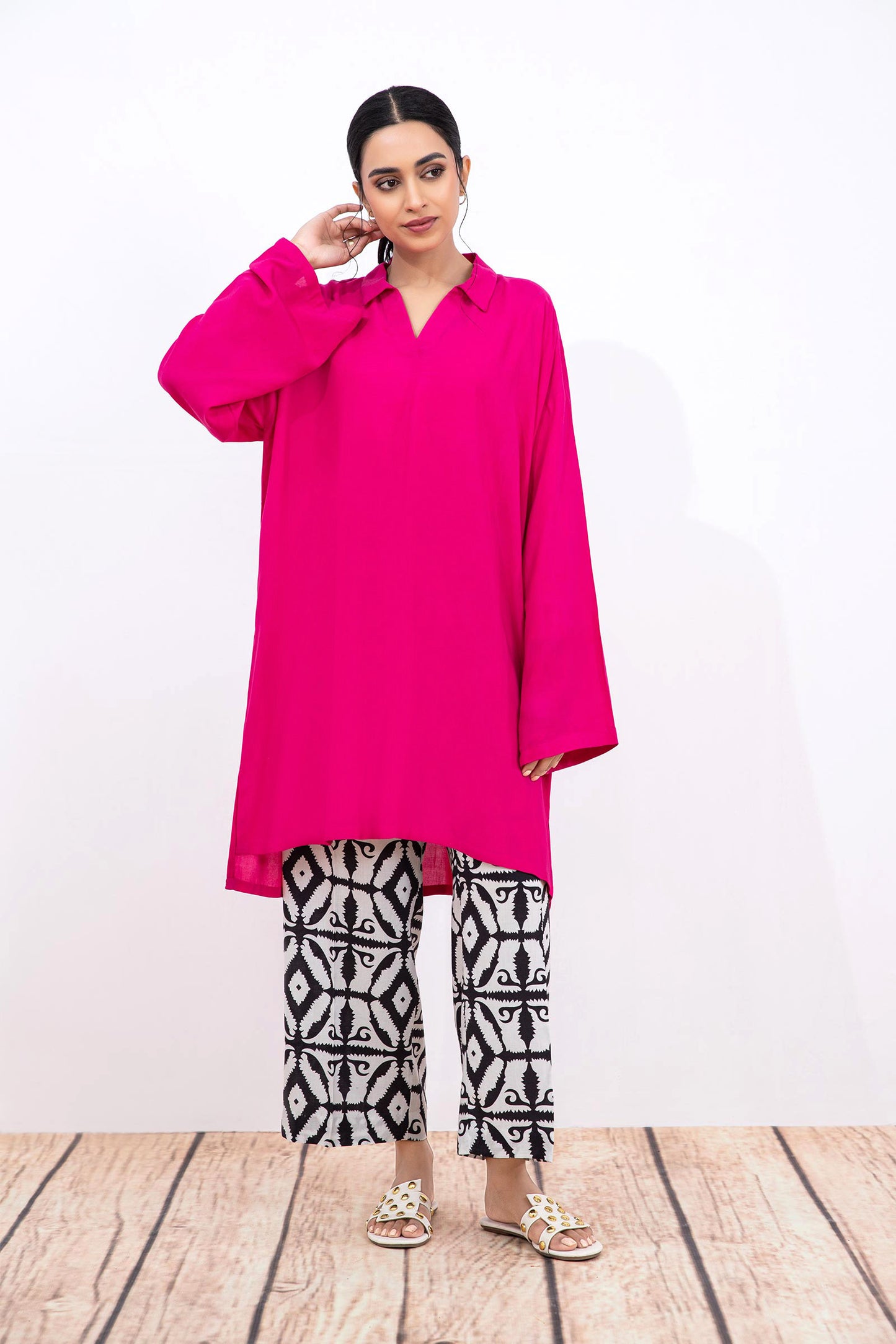 2 Piece Dyed Arabic Lawn Suit