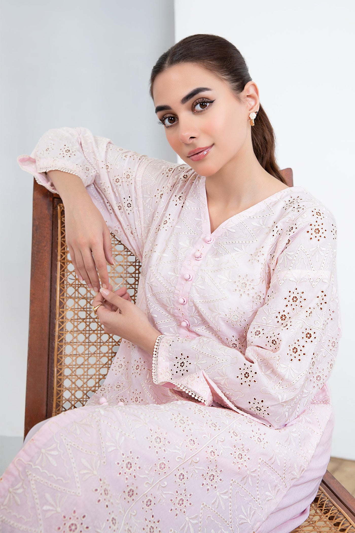 EMBROIDERED LAWN TUNIC SHIRT | MB-EF24-33