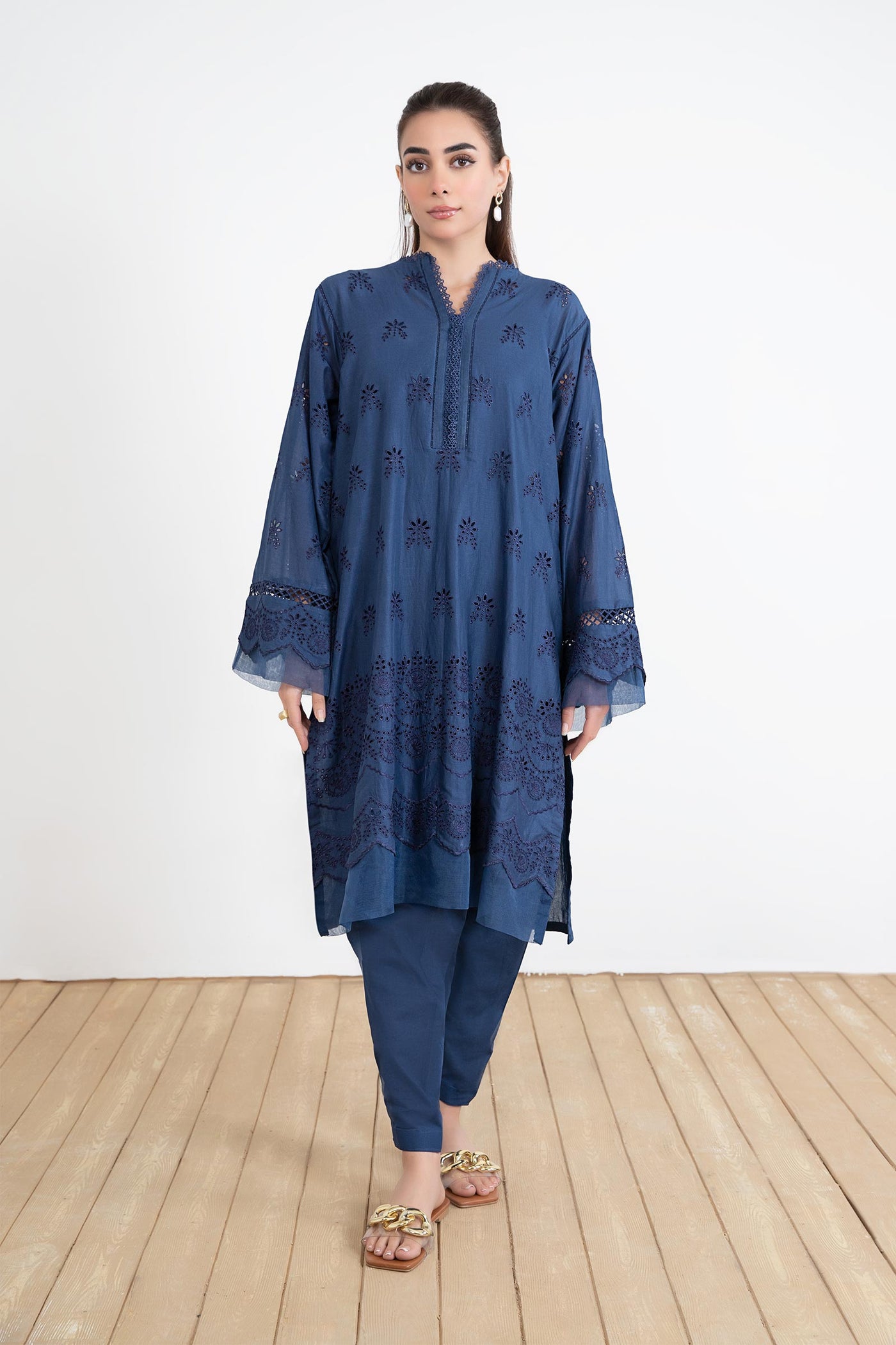 Embroidered Lawn Kurta